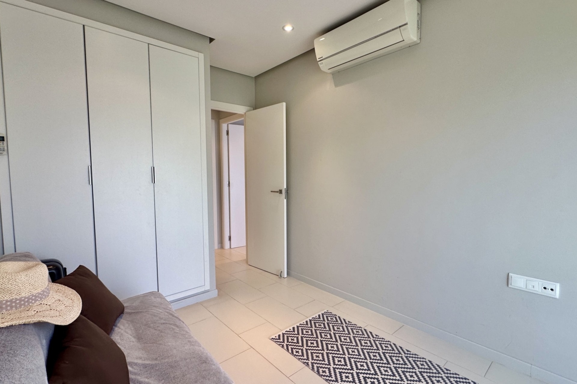 Wiederverkauf - Apartment -
Orihuela Costa - Villamartín