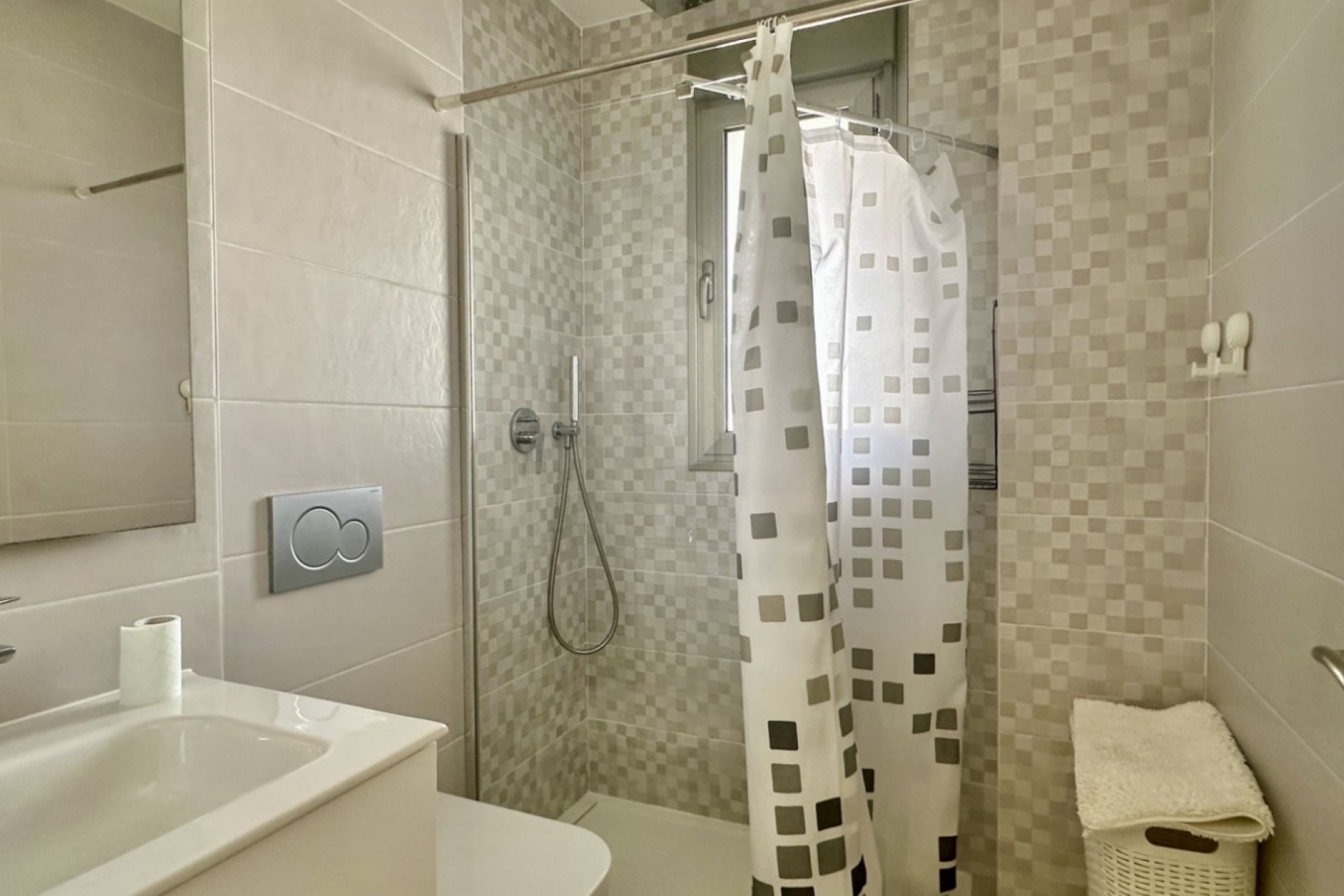 Wiederverkauf - Apartment -
Orihuela Costa - Villamartín