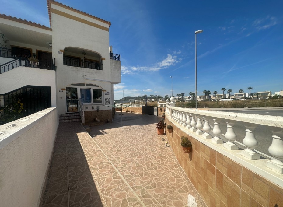 Wiederverkauf - Apartment -
Orihuela - Entre Naranjos Vistabella