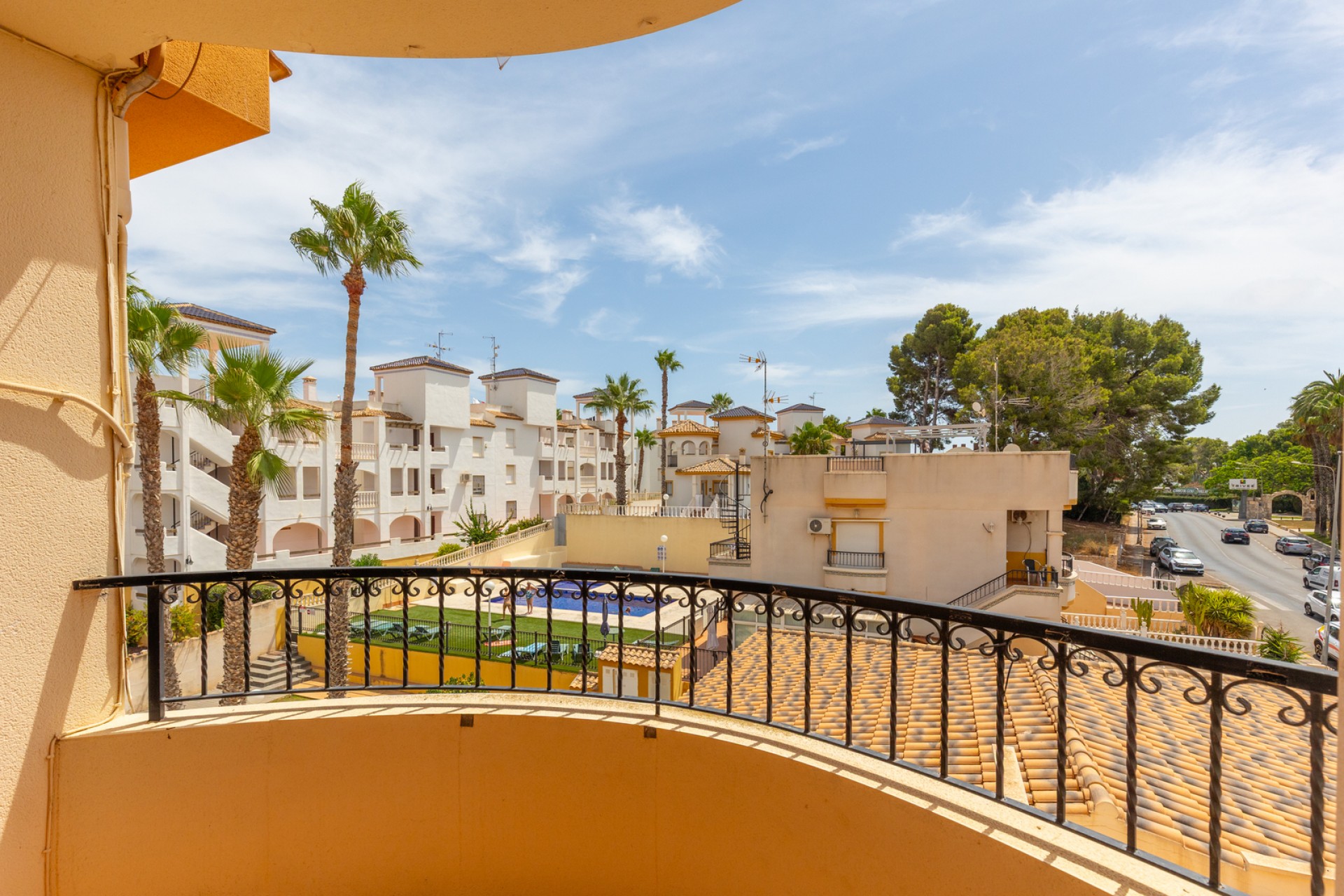 Wiederverkauf - Apartment -
Orihuela - Villamartin