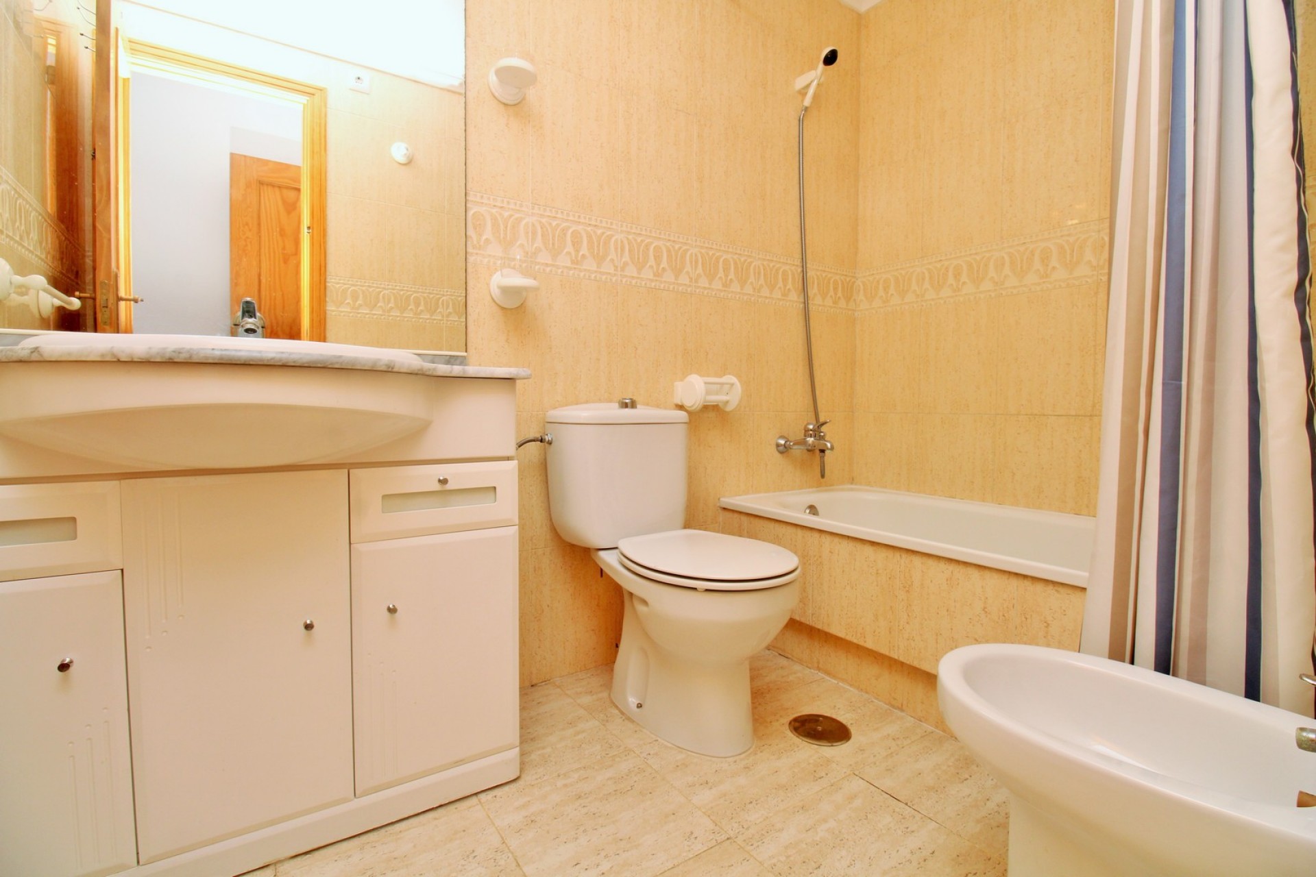 Wiederverkauf - Apartment -
Playa Flamenca