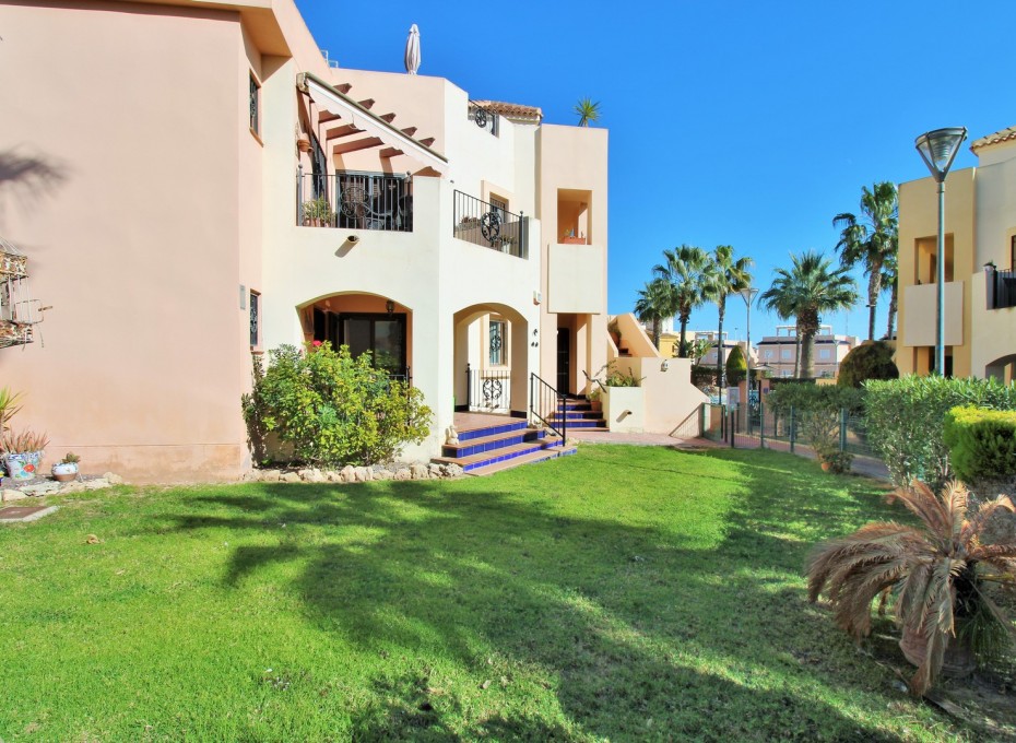 Wiederverkauf - Apartment -
Punta Prima