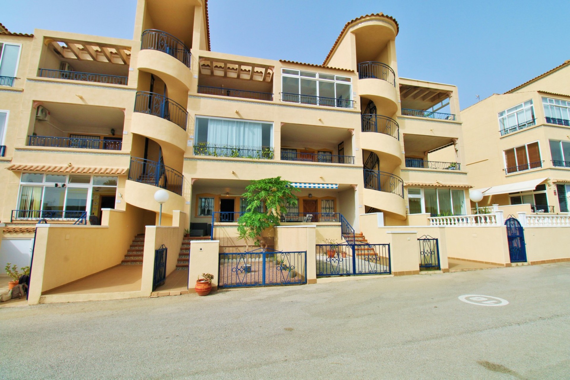 Wiederverkauf - Apartment -
Punta Prima