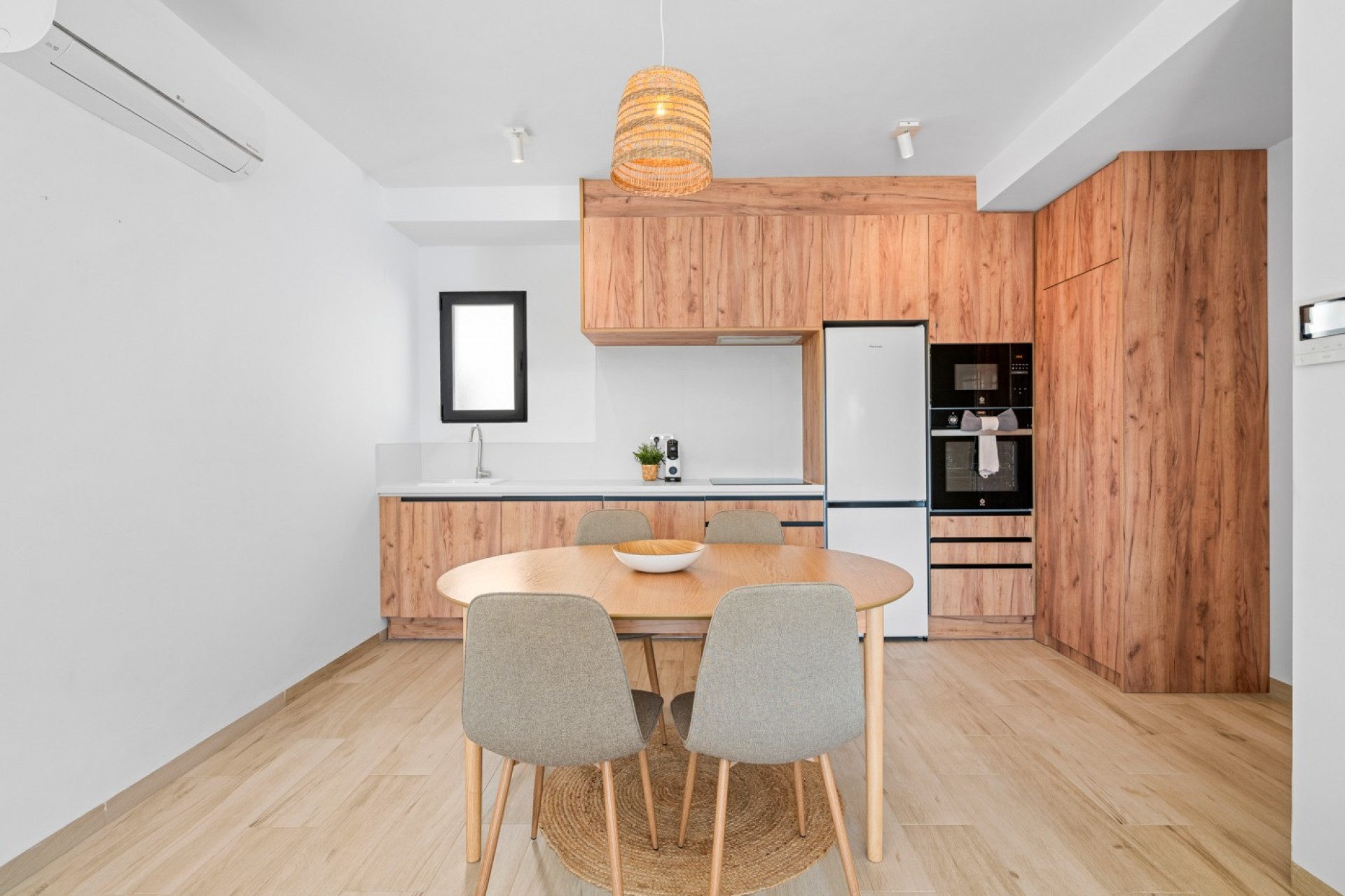 Wiederverkauf - Apartment -
San Miguel de Salinas