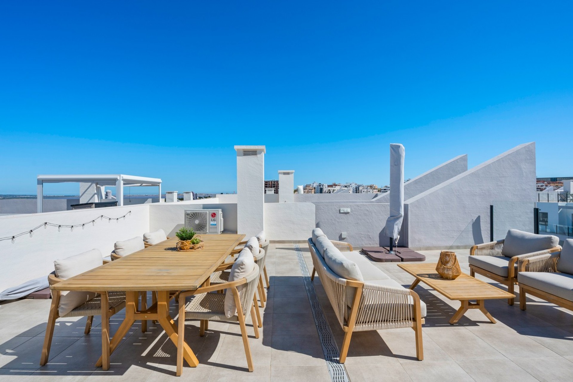 Wiederverkauf - Apartment -
San Miguel de Salinas