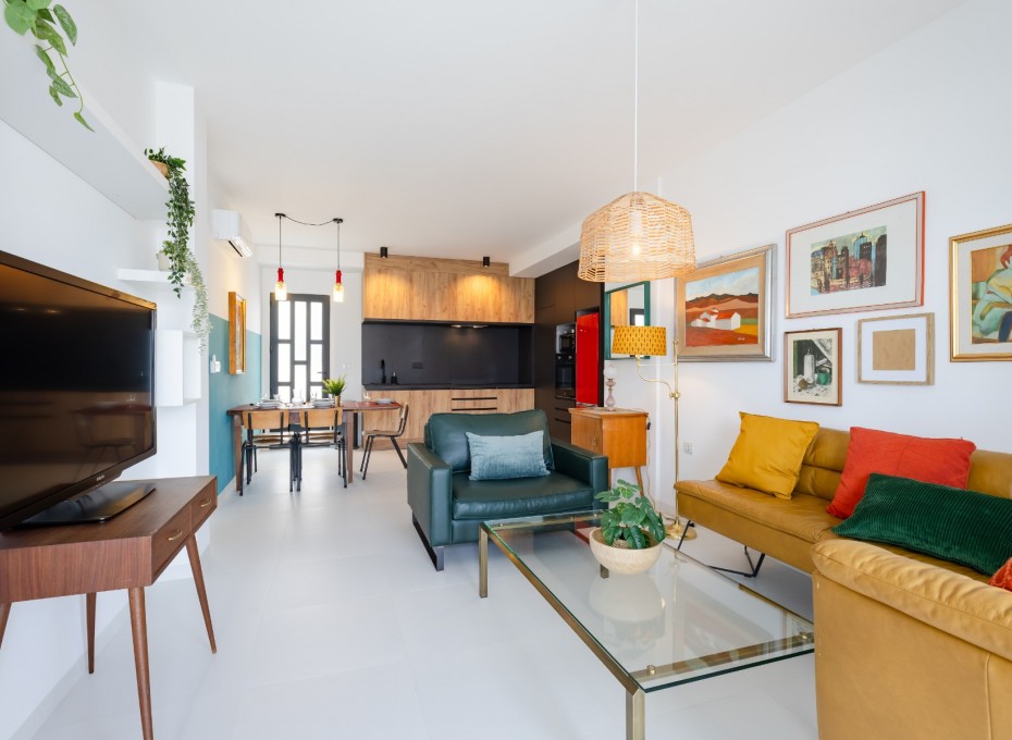 Wiederverkauf - Apartment -
San Miguel de Salinas
