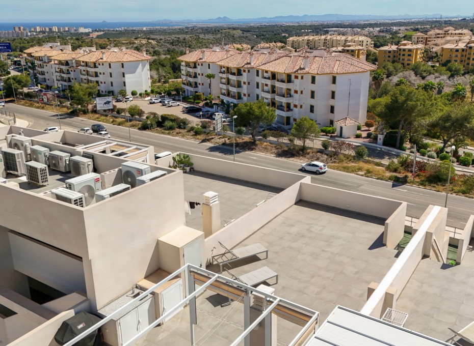Wiederverkauf - Apartment - Top Floor Apartment -
Orihuela Costa - Villamartín
