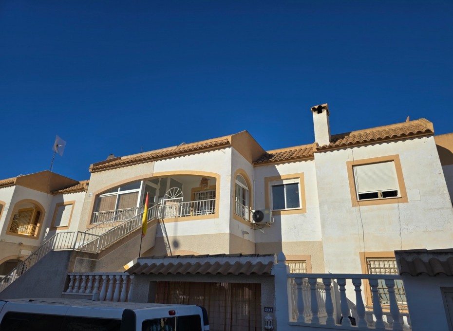 Wiederverkauf - Apartment - Top Floor Apartment -
Torrevieja - El limonar