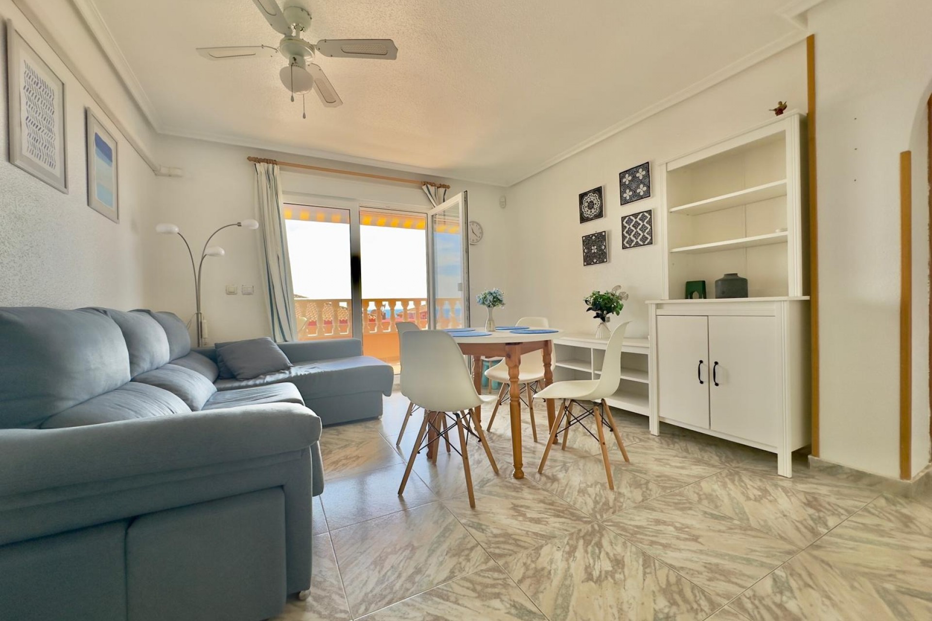 Wiederverkauf - Apartment -
Torrevieja - Cabo Cervera