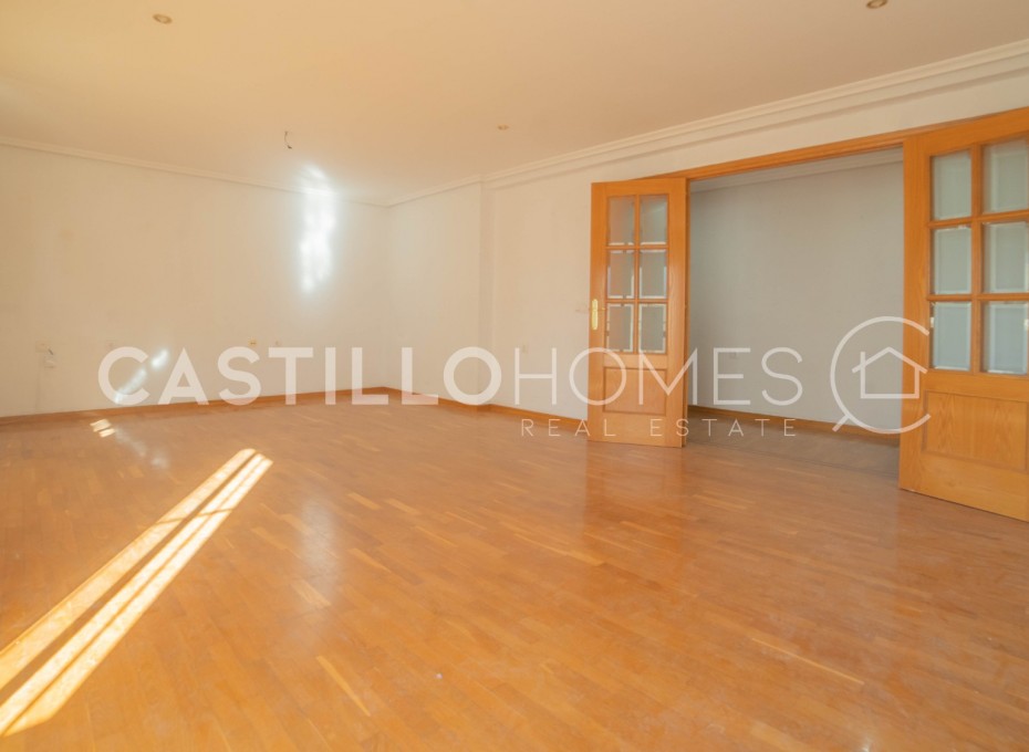 Wiederverkauf - Apartment -
Torrevieja - Centro