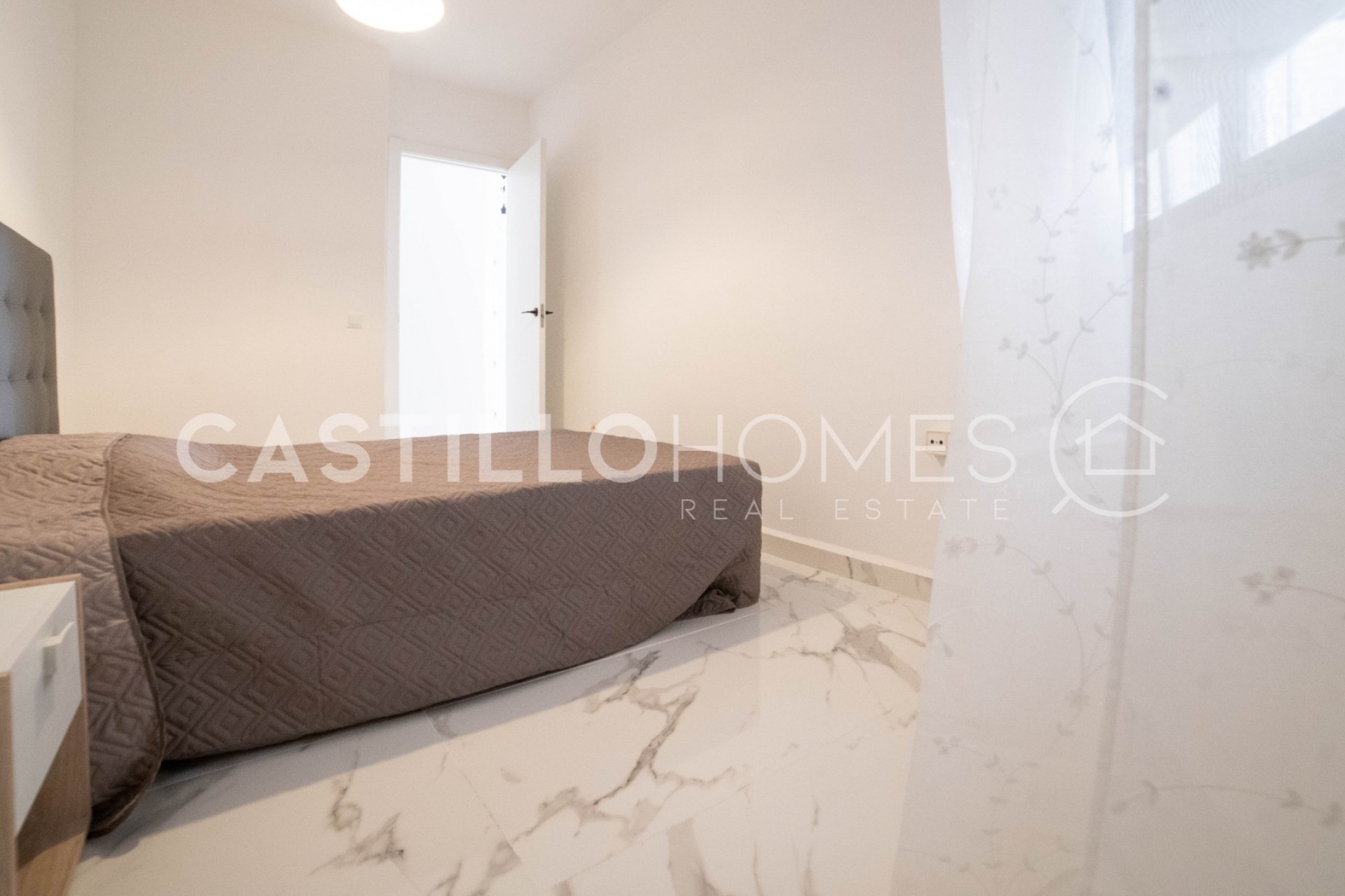 Wiederverkauf - Apartment -
Torrevieja - Centro