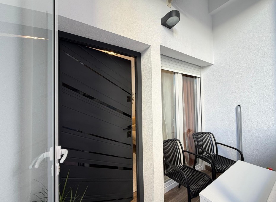 Wiederverkauf - Apartment -
Torrevieja - Centro