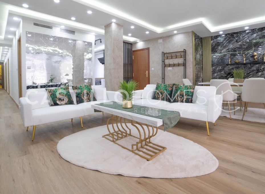 Wiederverkauf - Apartment -
Torrevieja - Centro