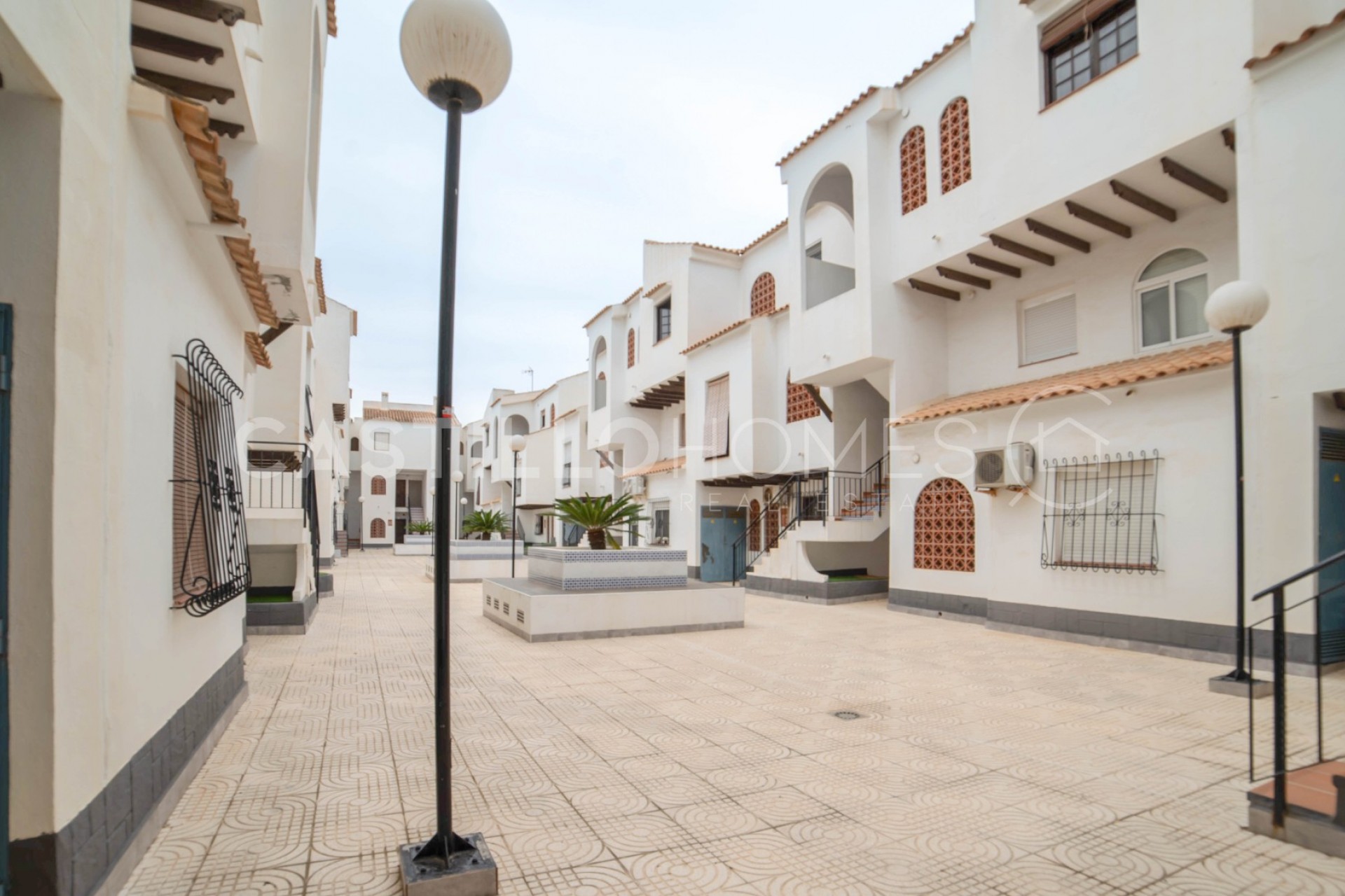 Wiederverkauf - Apartment -
Torrevieja - El Acequión - Los Náufragos