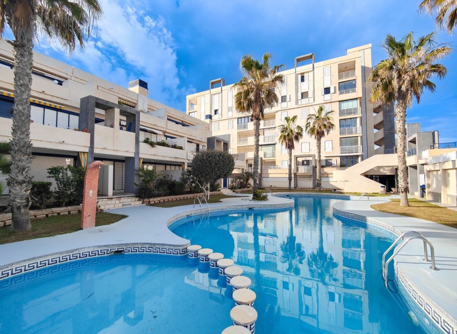 Wiederverkauf - Apartment -
Torrevieja - La Mata