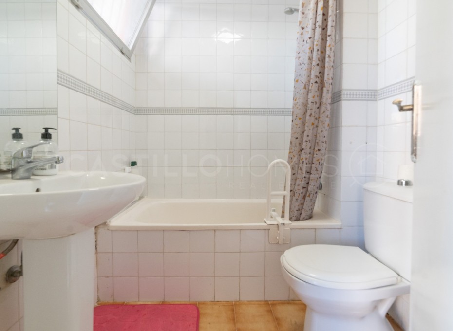 Wiederverkauf - Apartment -
Torrevieja - La veleta