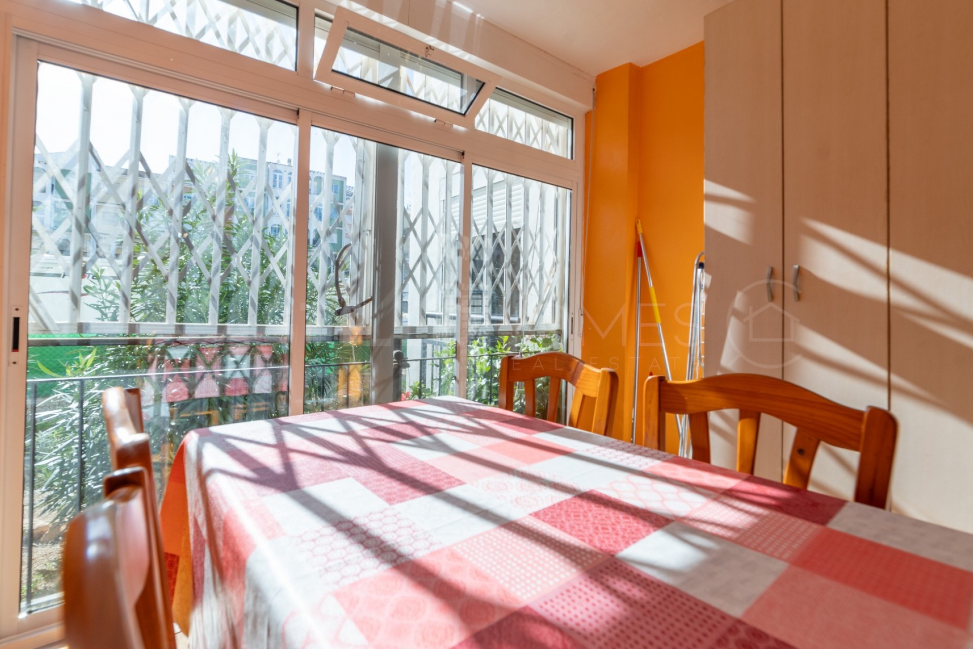 Wiederverkauf - Apartment -
Torrevieja - La veleta