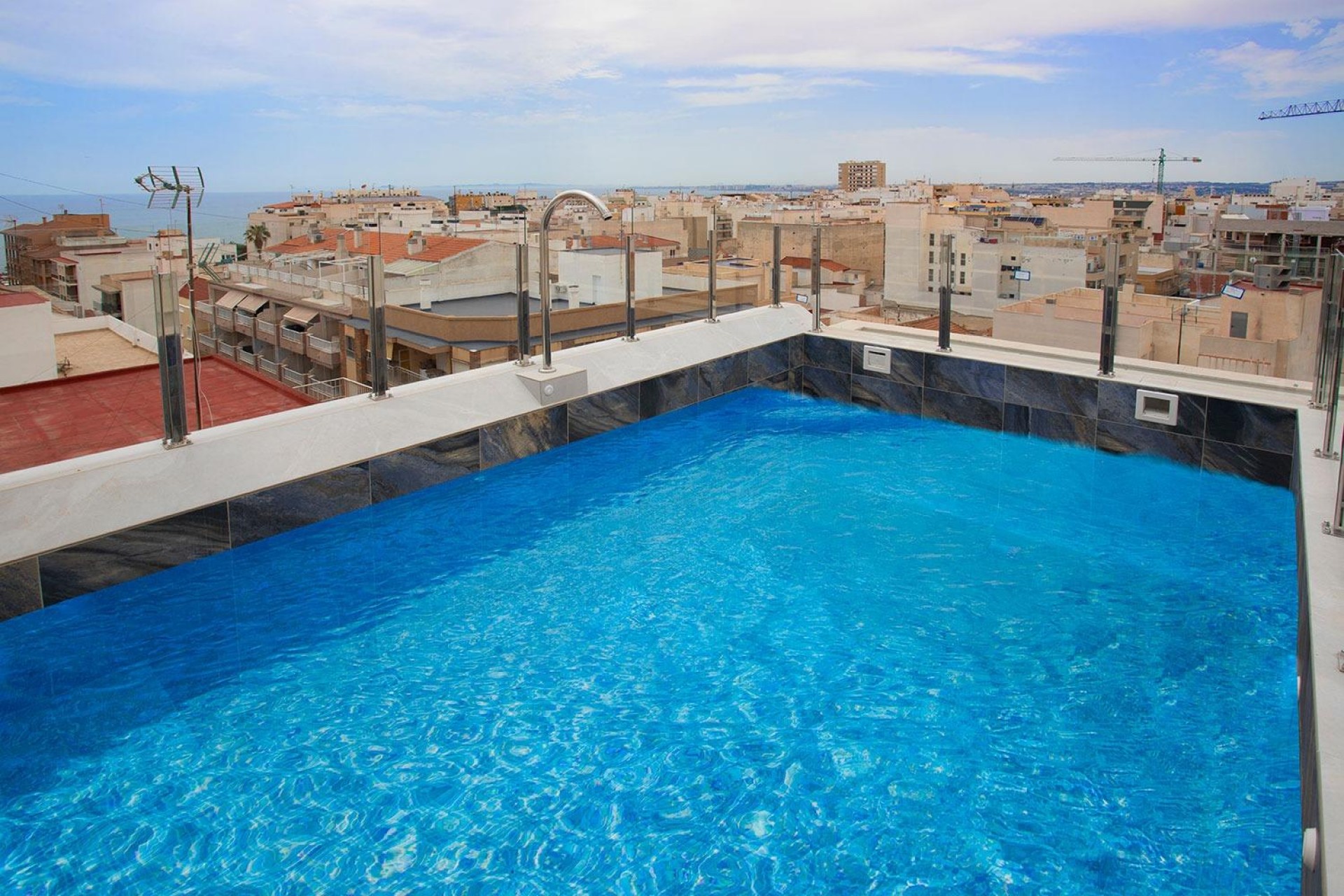 Wiederverkauf - Apartment -
Torrevieja - Paseo maritimo