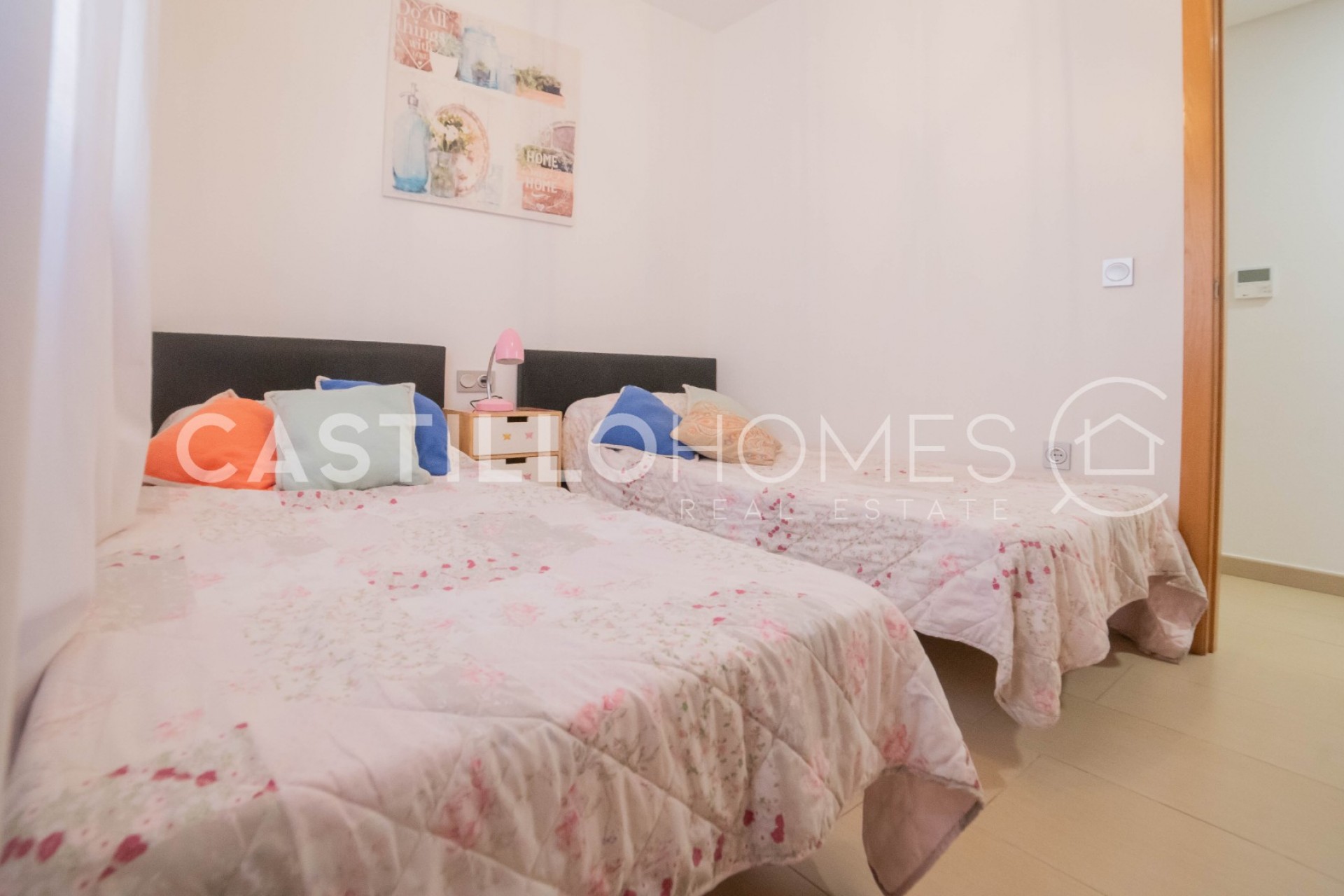 Wiederverkauf - Apartment -
Torrevieja - Playa de los Locos