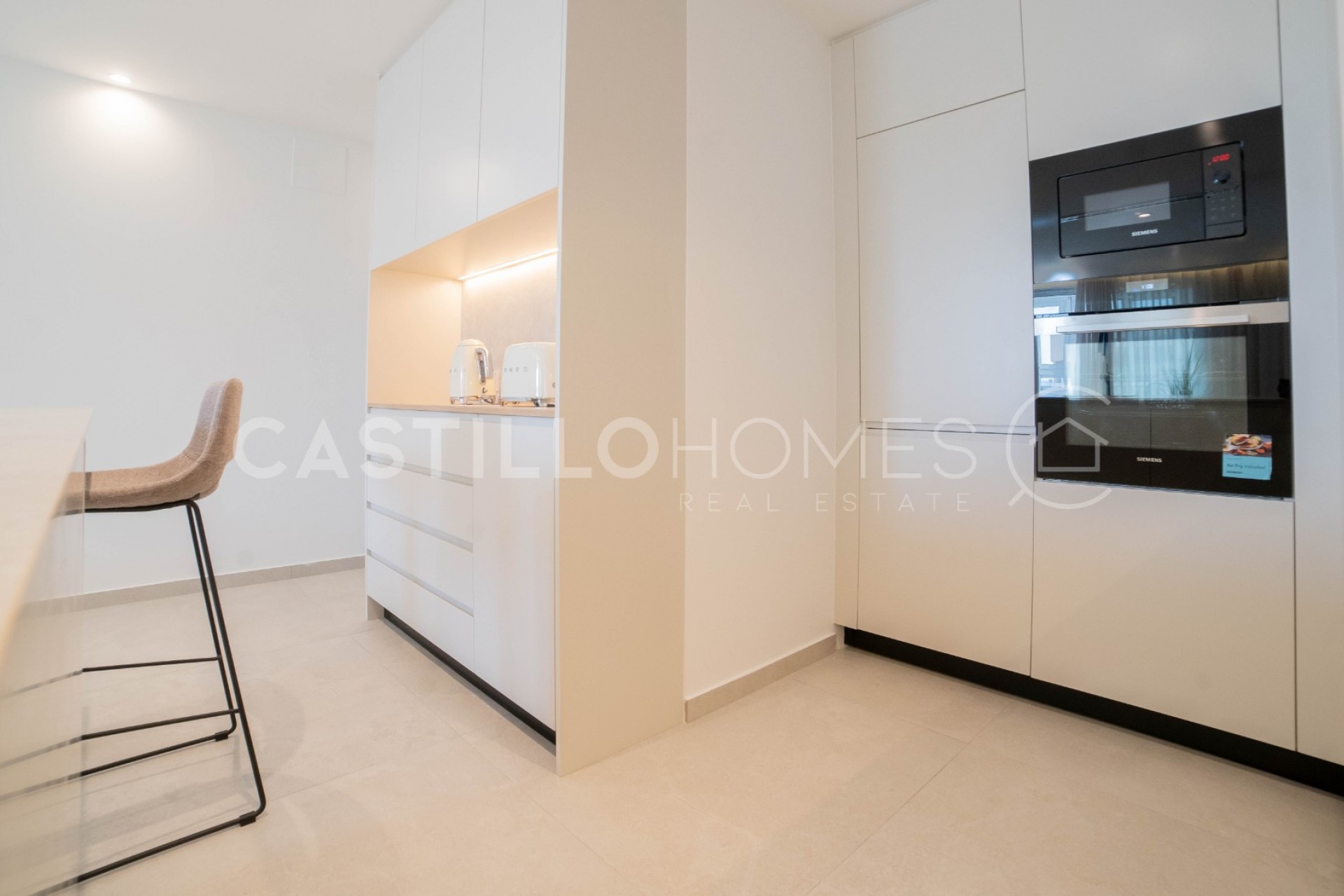 Wiederverkauf - Apartment -
Torrevieja - Playa del Acequión