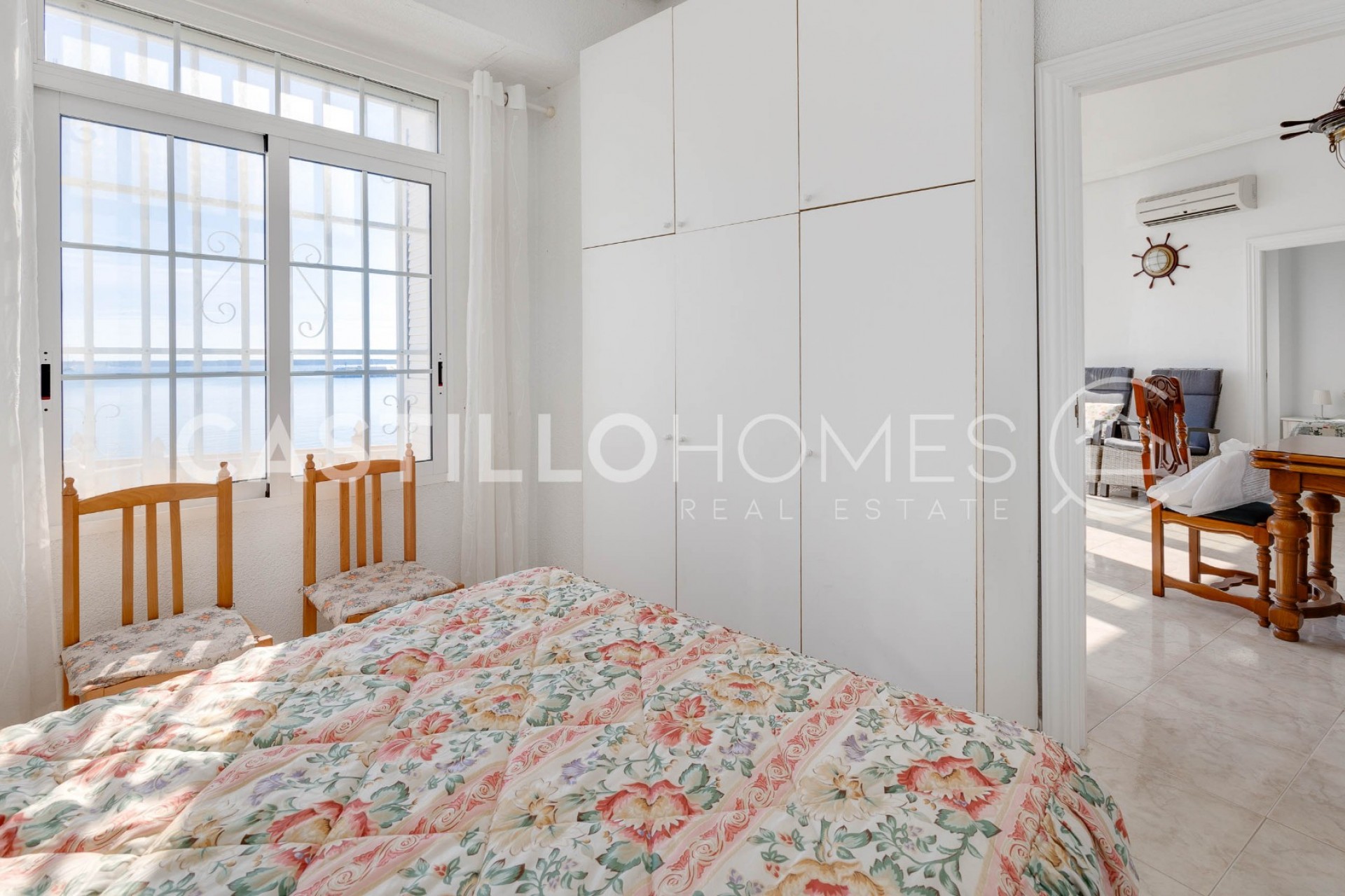 Wiederverkauf - Apartment -
Torrevieja - Playa del Acequión