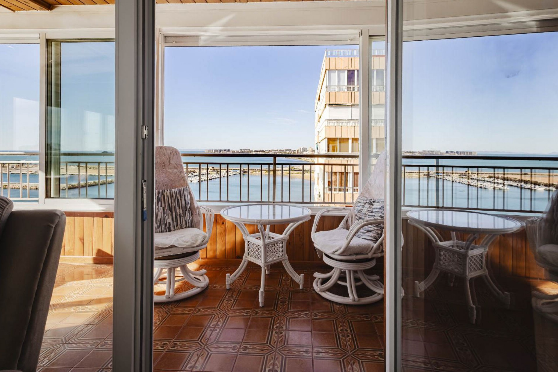 Wiederverkauf - Apartment -
Torrevieja - Playa del Acequión