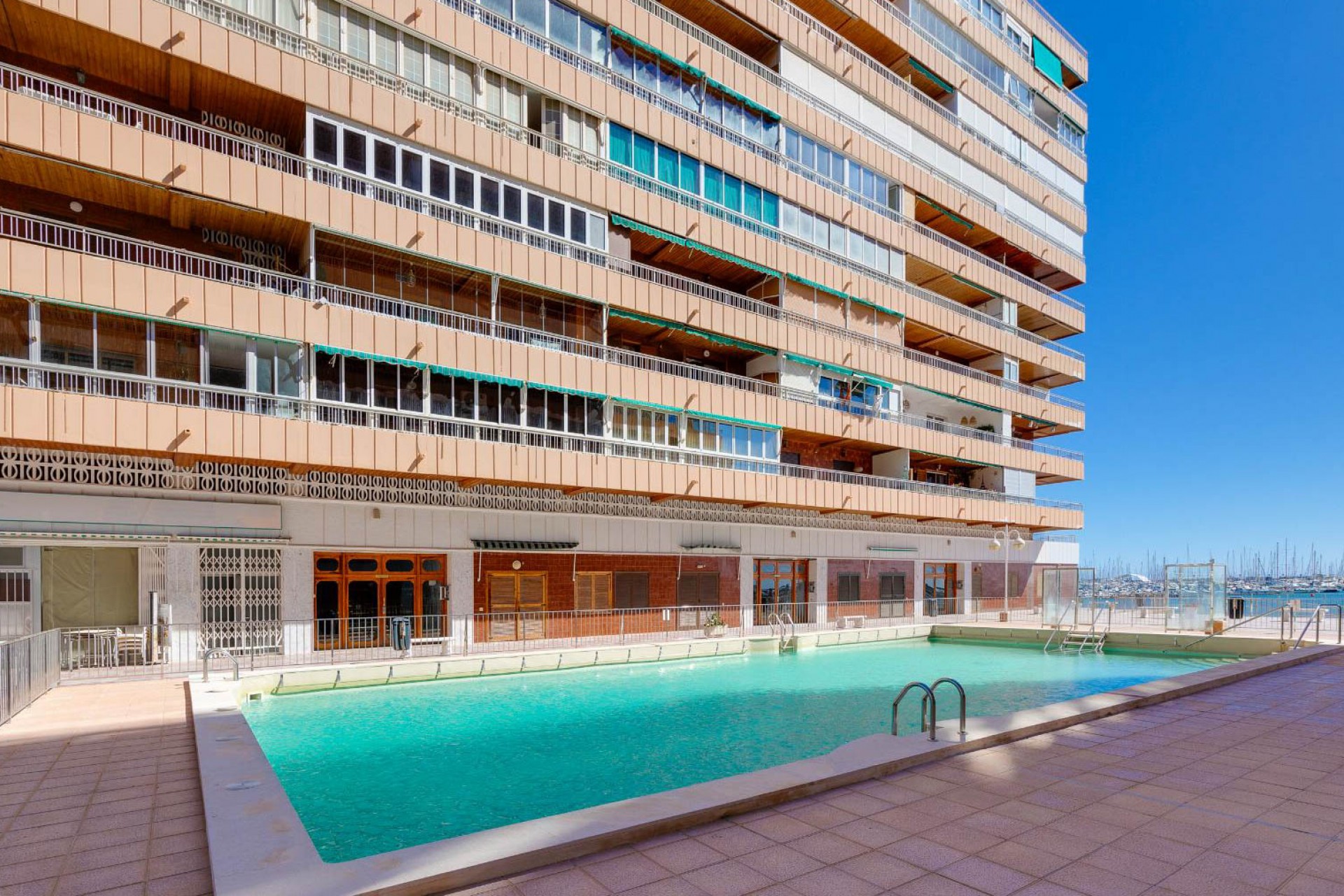 Wiederverkauf - Apartment -
Torrevieja - Playa del Acequión