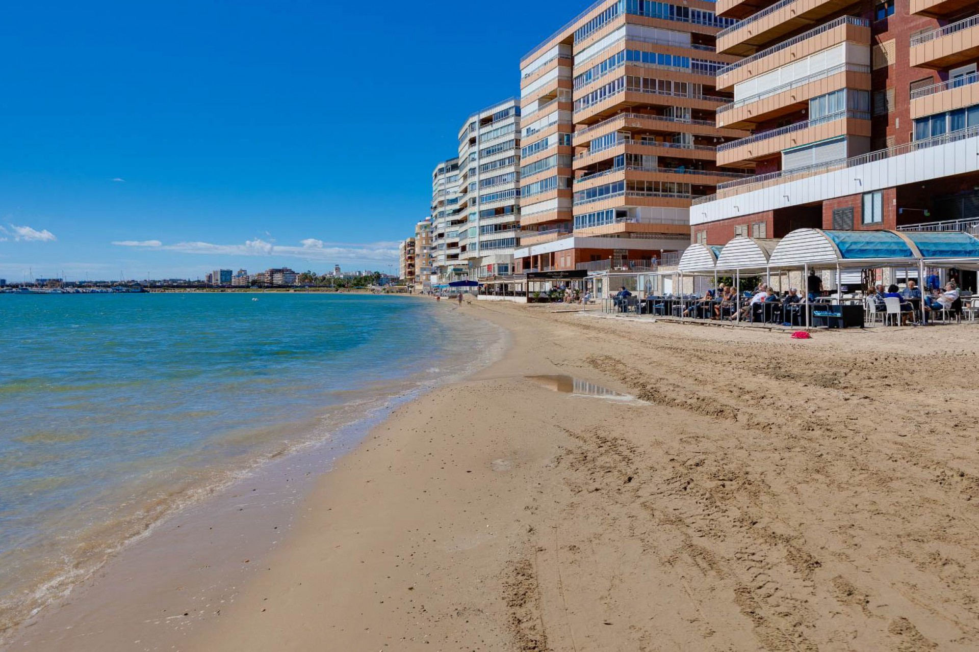 Wiederverkauf - Apartment -
Torrevieja - Playa del Acequión