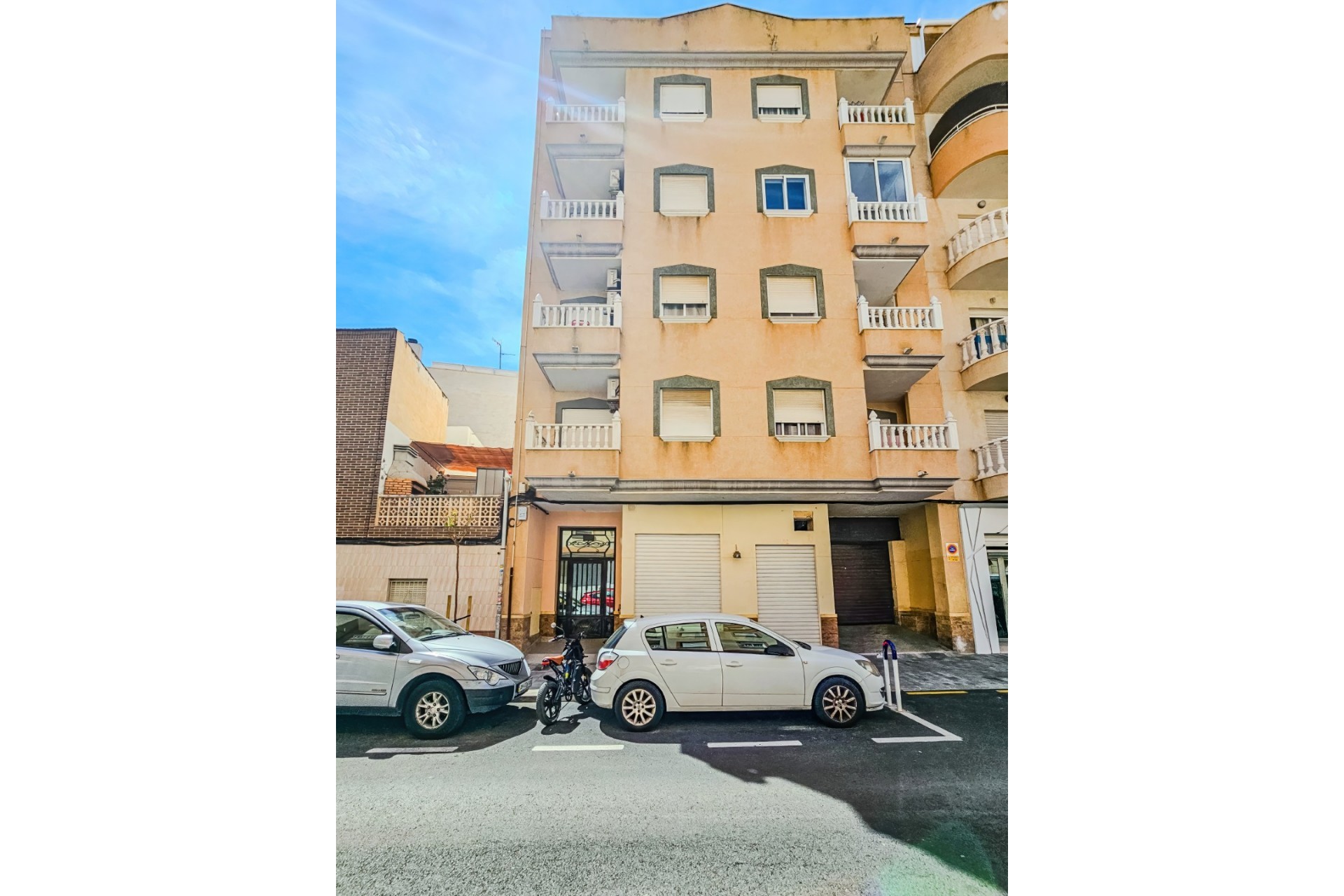 Wiederverkauf - Apartment -
Torrevieja - Playa del Cura