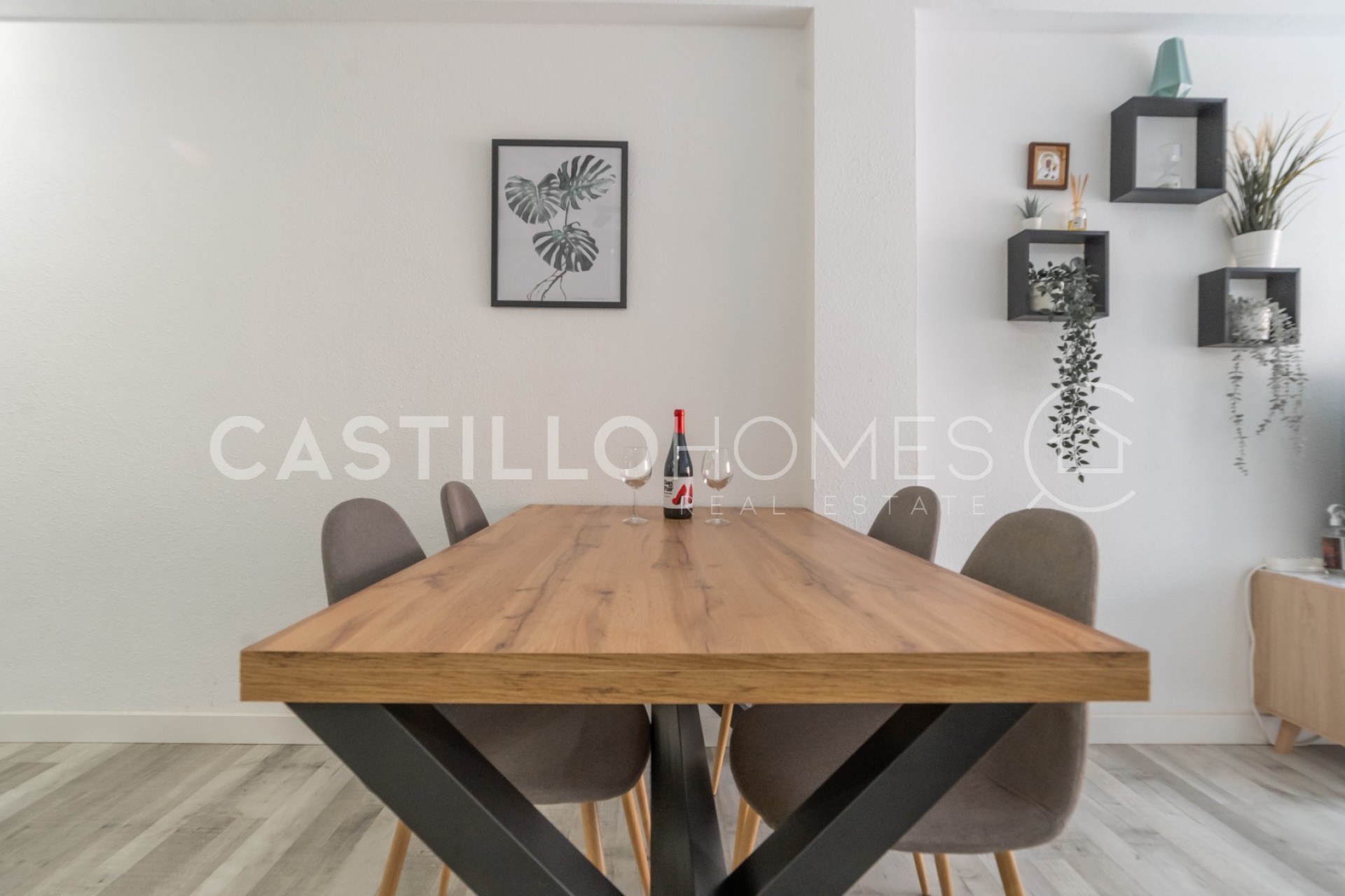 Wiederverkauf - Apartment -
Torrevieja - Playa del Cura