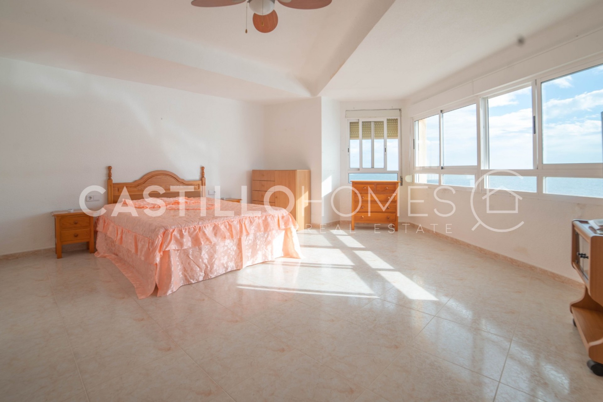 Wiederverkauf - Apartment -
Torrevieja - Playa del Cura