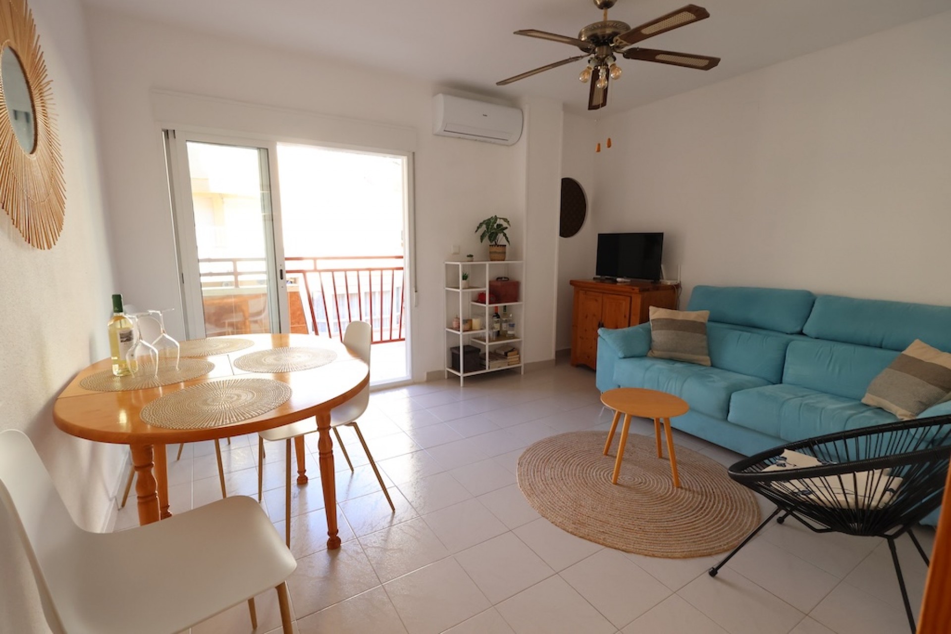 Wiederverkauf - Apartment -
Torrevieja - Playa del Cura