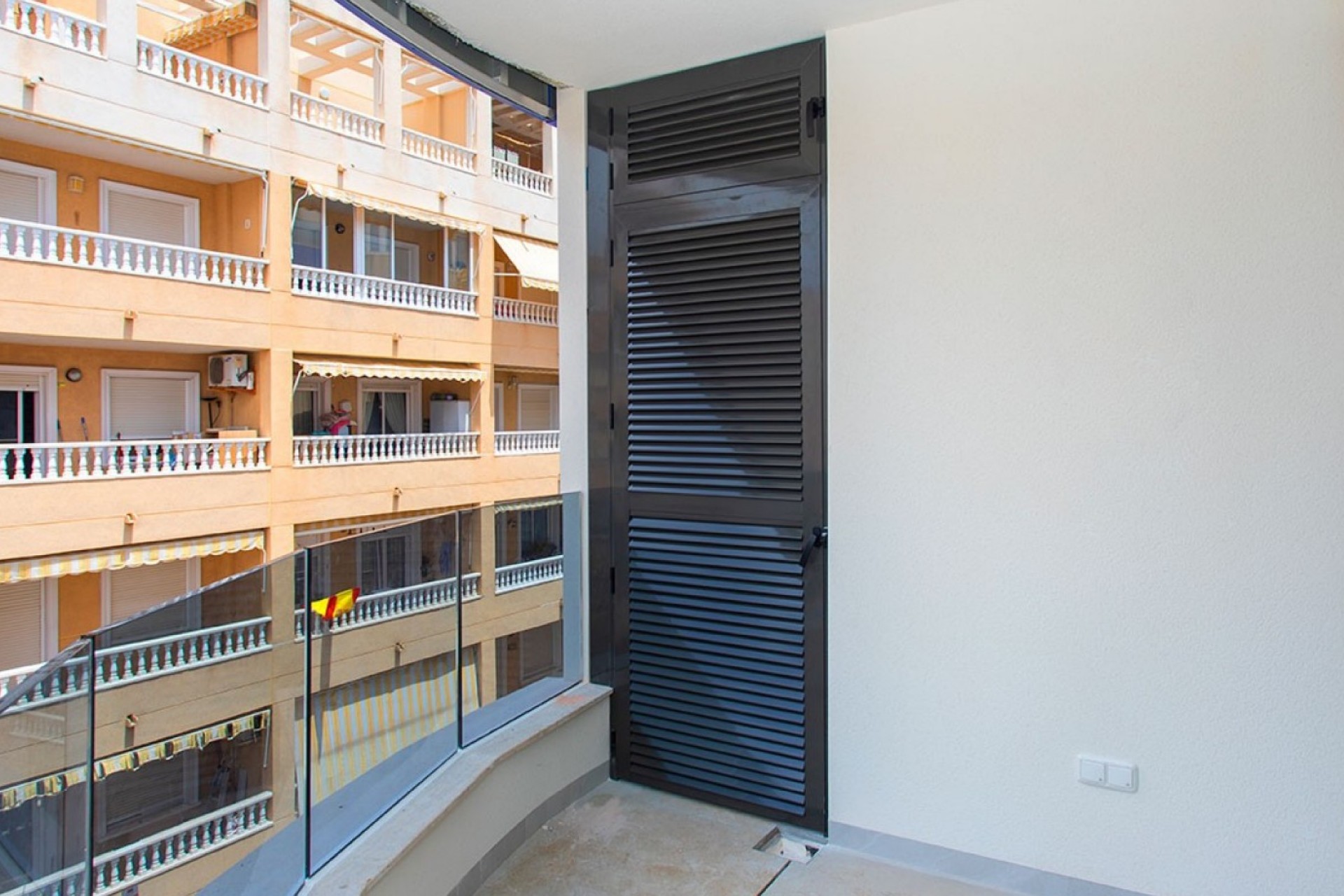 Wiederverkauf - Apartment -
Torrevieja - Playa del Cura