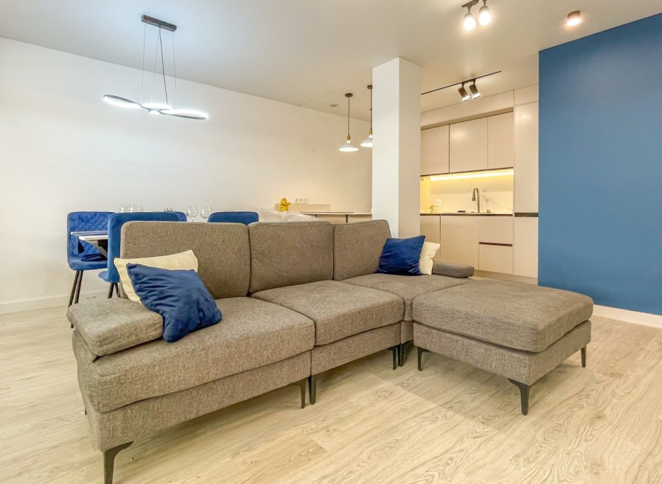 Wiederverkauf - Apartment -
Torrevieja - Playa Los Naufragos