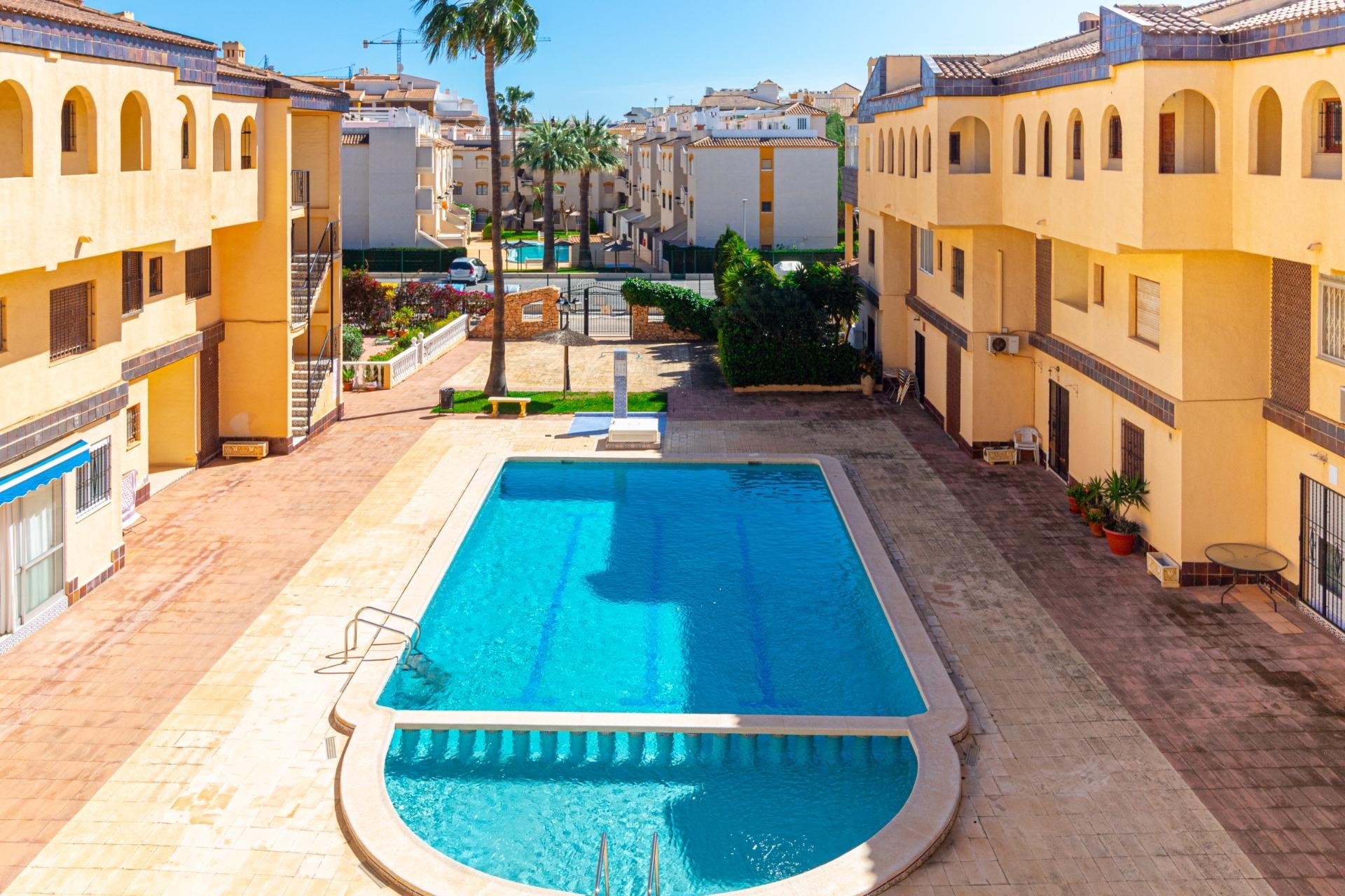 Wiederverkauf - Apartment -
Torrevieja - Punta prima