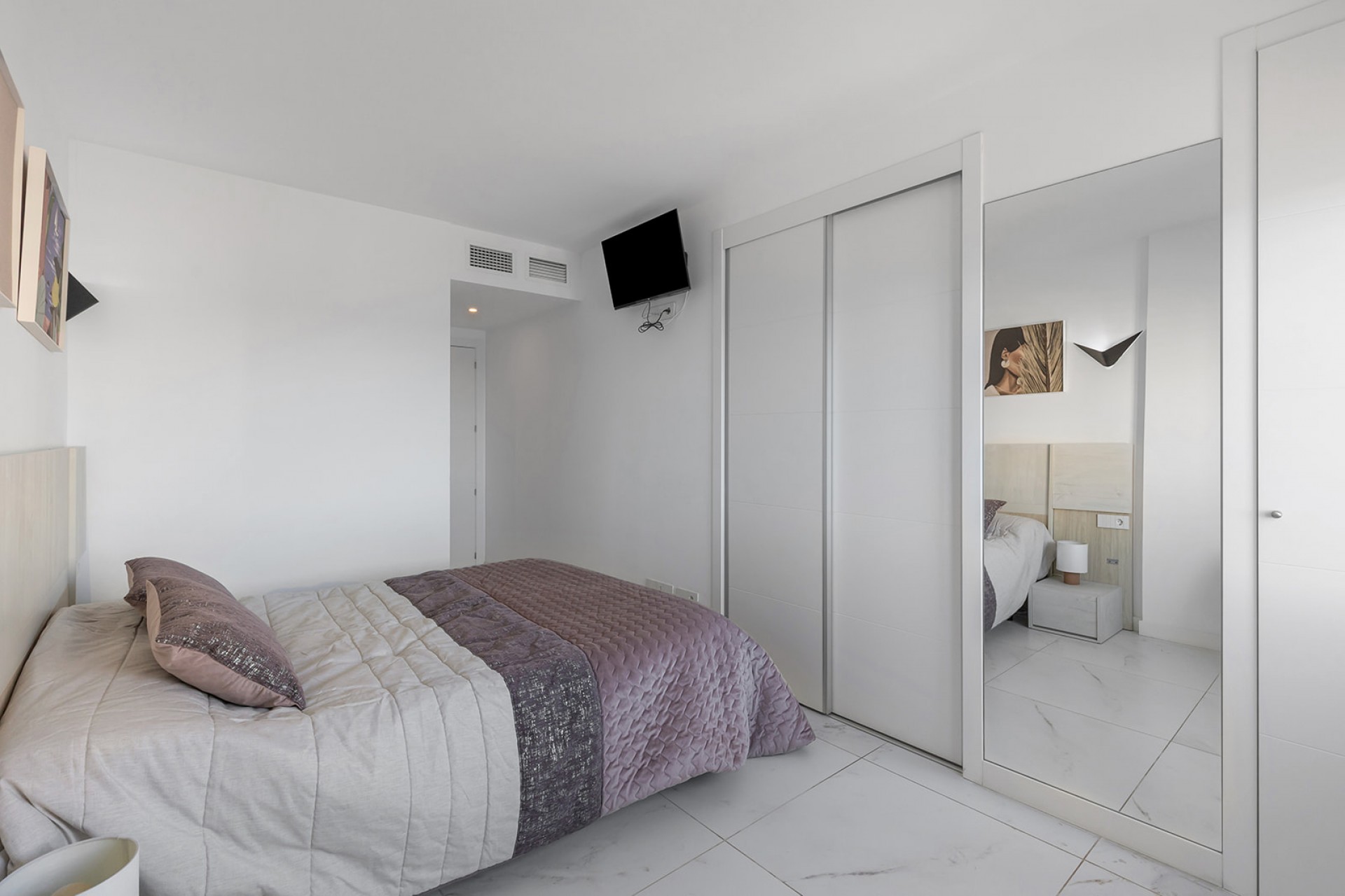 Wiederverkauf - Apartment -
Torrevieja - Punta prima
