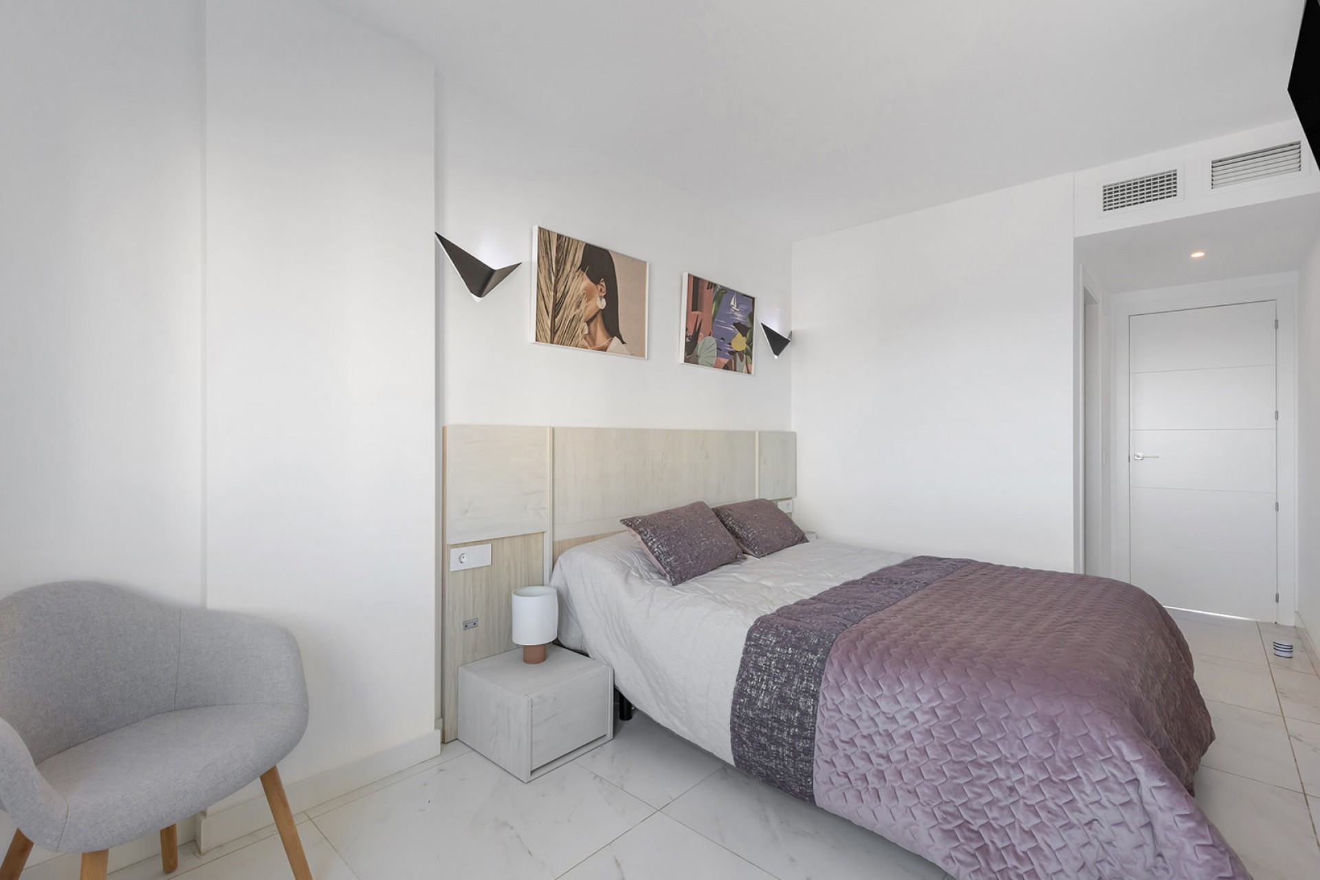 Wiederverkauf - Apartment -
Torrevieja - Punta prima