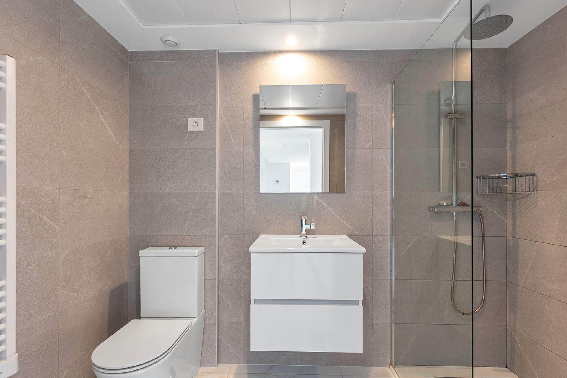 Wiederverkauf - Apartment -
Torrevieja - Punta prima