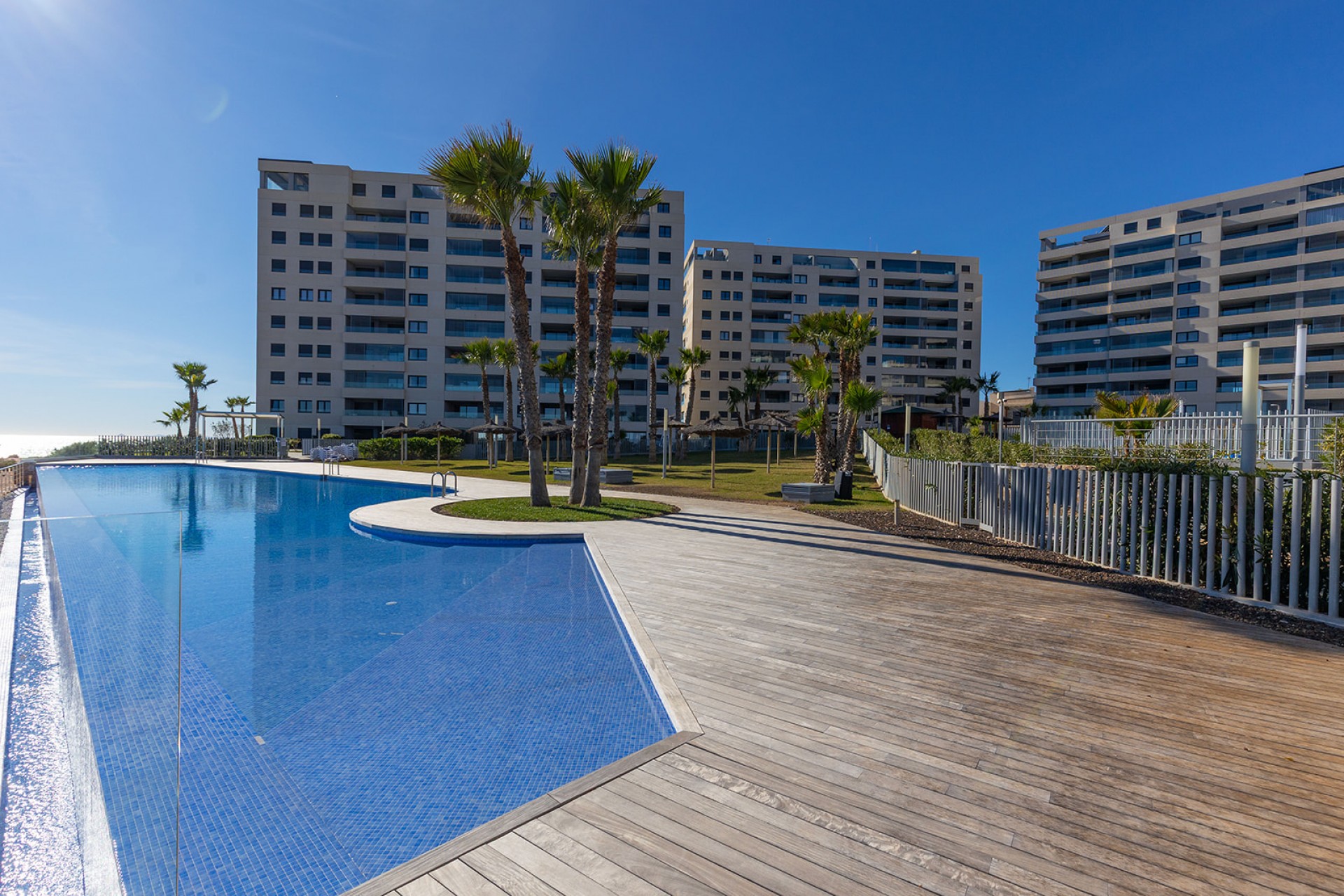 Wiederverkauf - Apartment -
Torrevieja - Punta prima