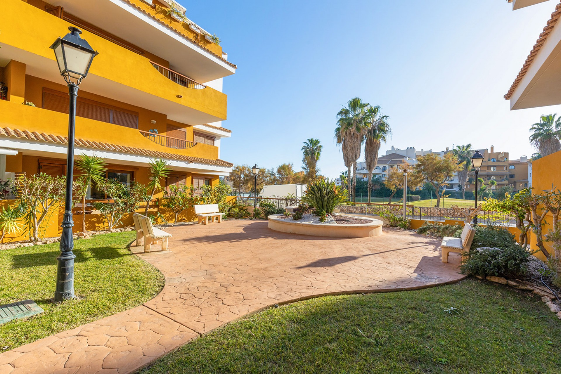 Wiederverkauf - Apartment -
Torrevieja - Punta prima