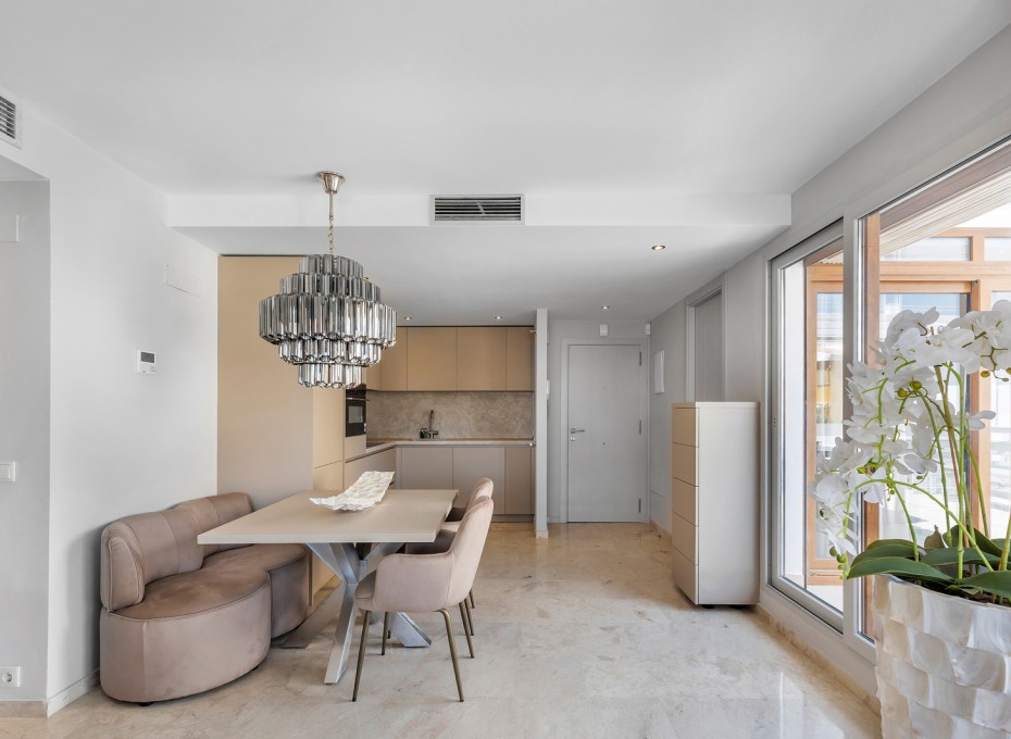 Wiederverkauf - Apartment -
Torrevieja - Punta prima