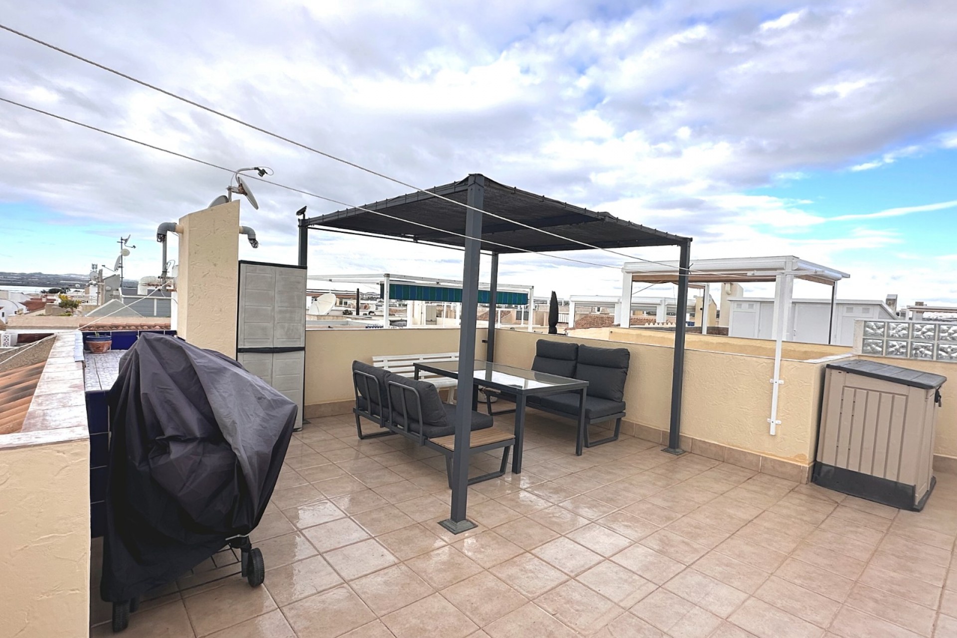 Wiederverkauf - Apartment -
Torrevieja - San Luis