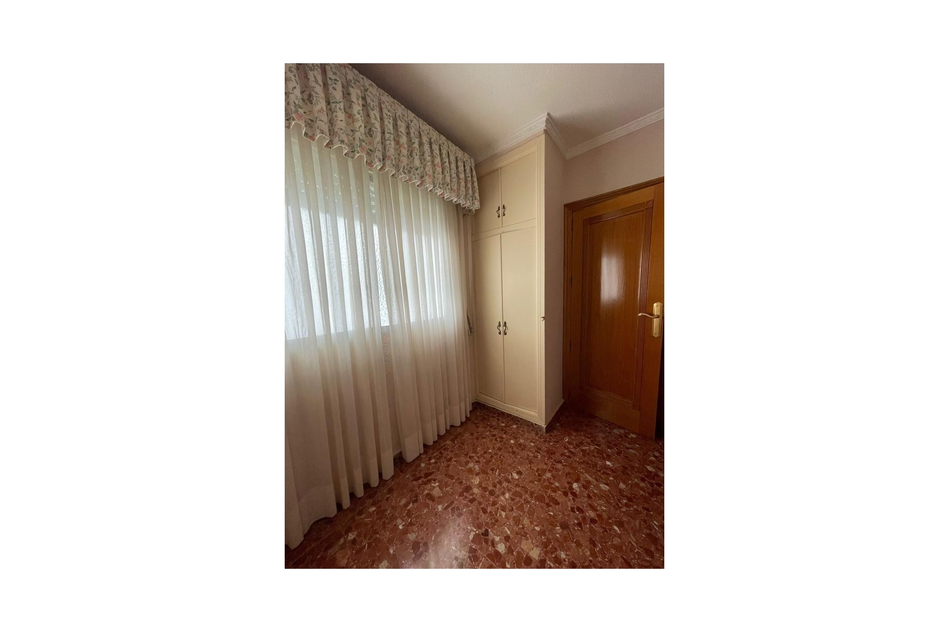 Wiederverkauf - Apartment -
Torrevieja