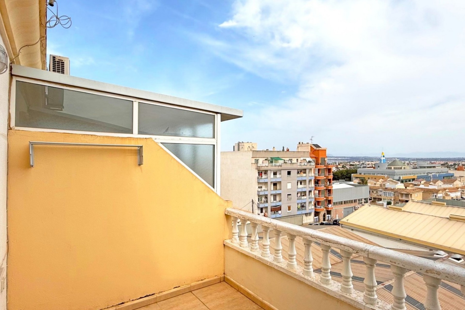 Wiederverkauf - Apartment -
Torrevieja