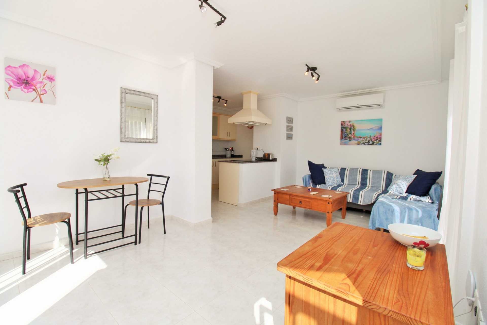 Wiederverkauf - Apartment -
Villamartin - PAU 8