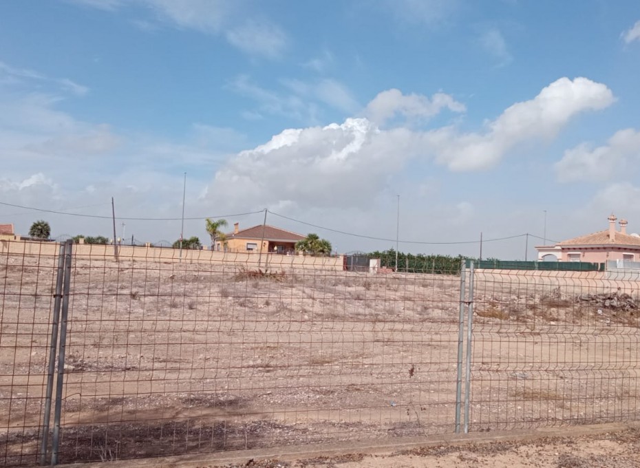 Wiederverkauf - Building Plot -
Los Montesinos - La Herrada