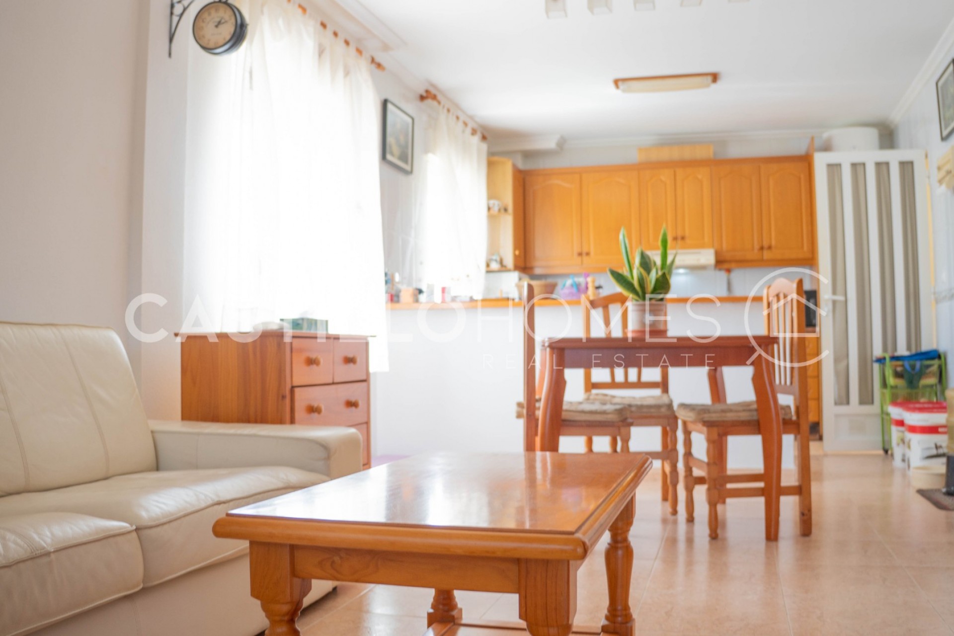 Wiederverkauf - Bungalow -
Orihuela Costa - La Florida
