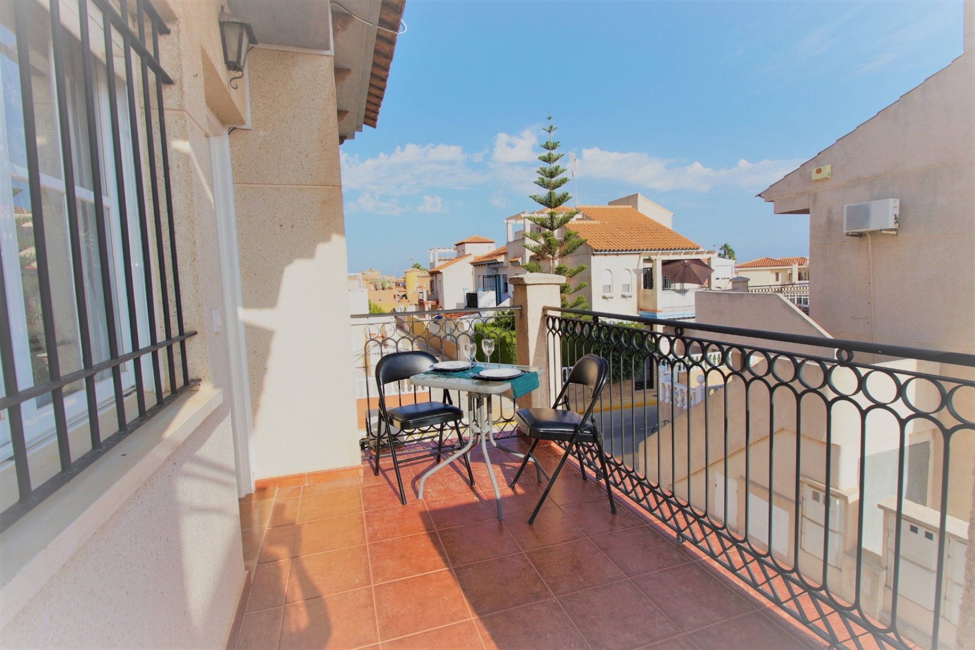 Wiederverkauf - Bungalow -
Orihuela Costa - Playa Flamenca