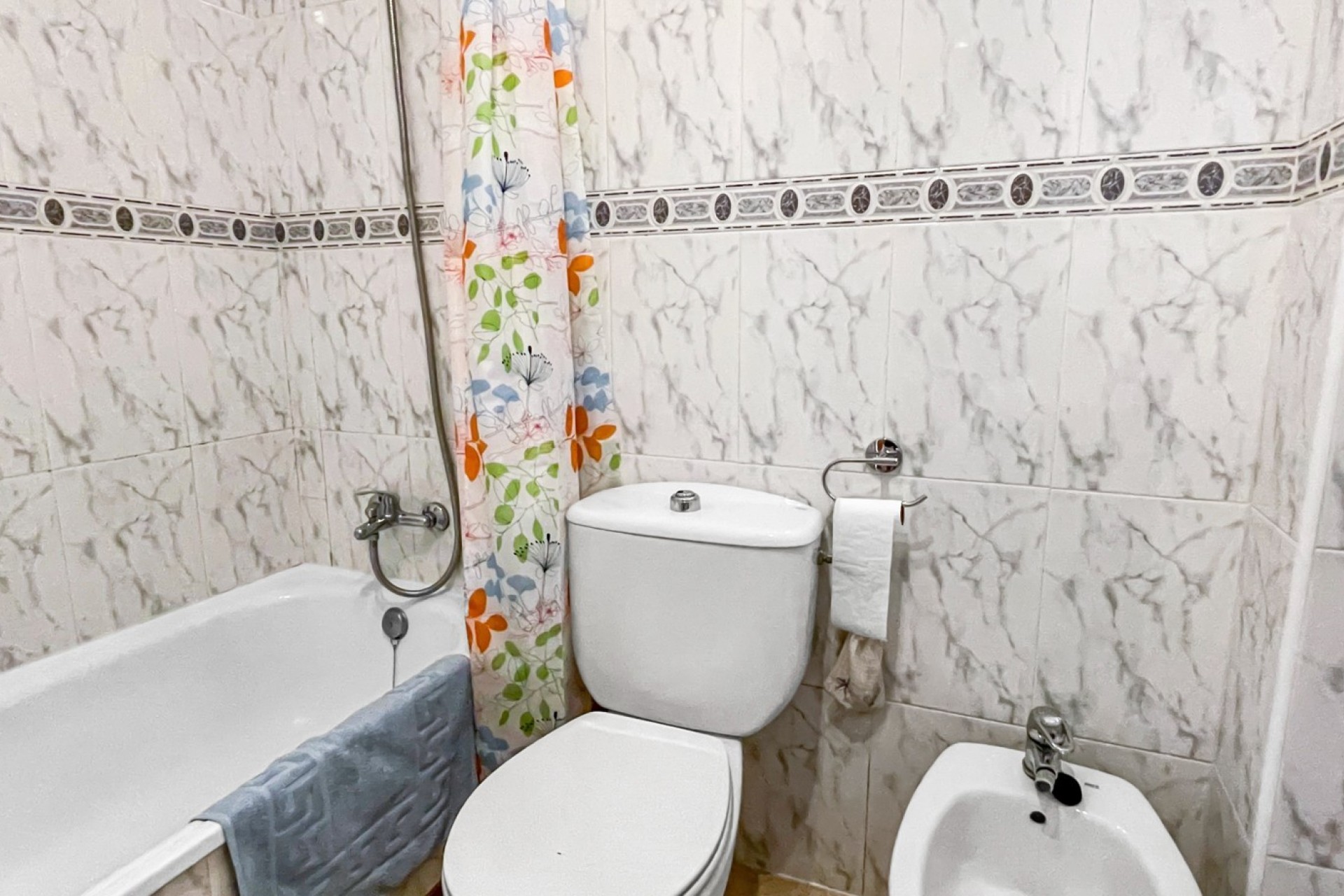 Wiederverkauf - Bungalow -
Orihuela Costa - Playa Flamenca