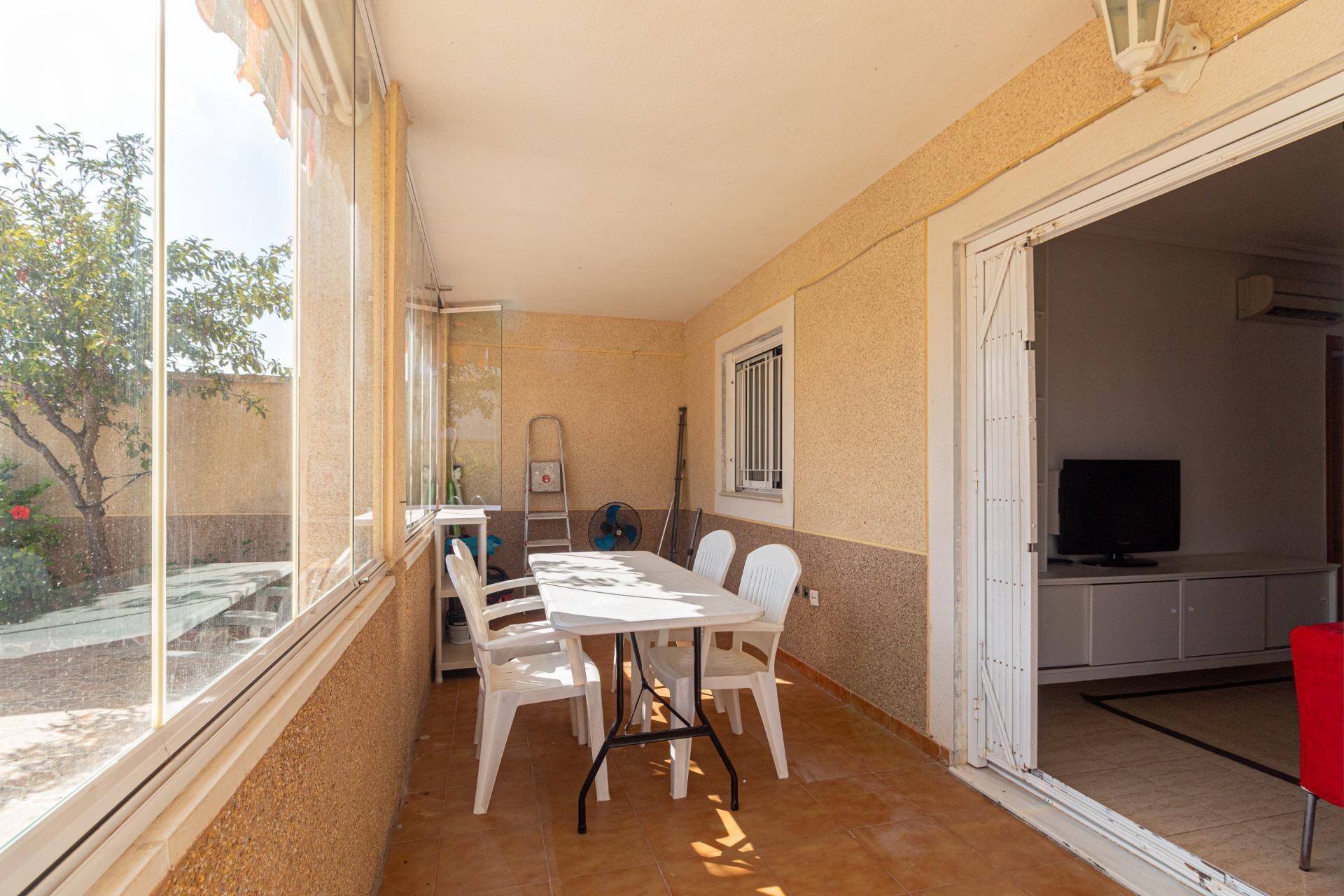 Wiederverkauf - Bungalow -
Orihuela Costa - Punta Prima